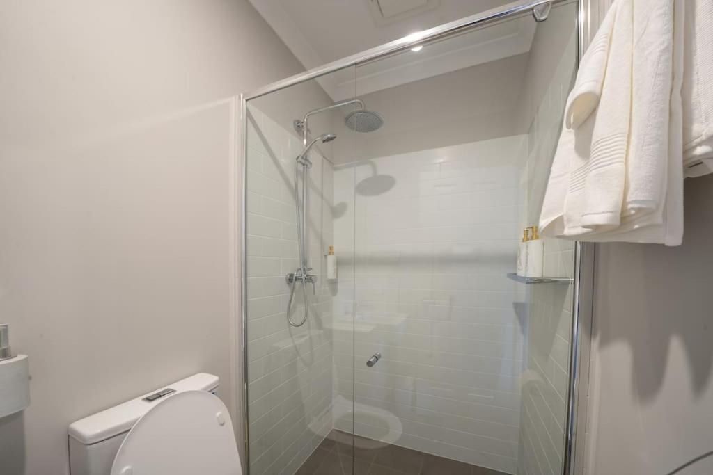 Convinient Cosy home with all around you!