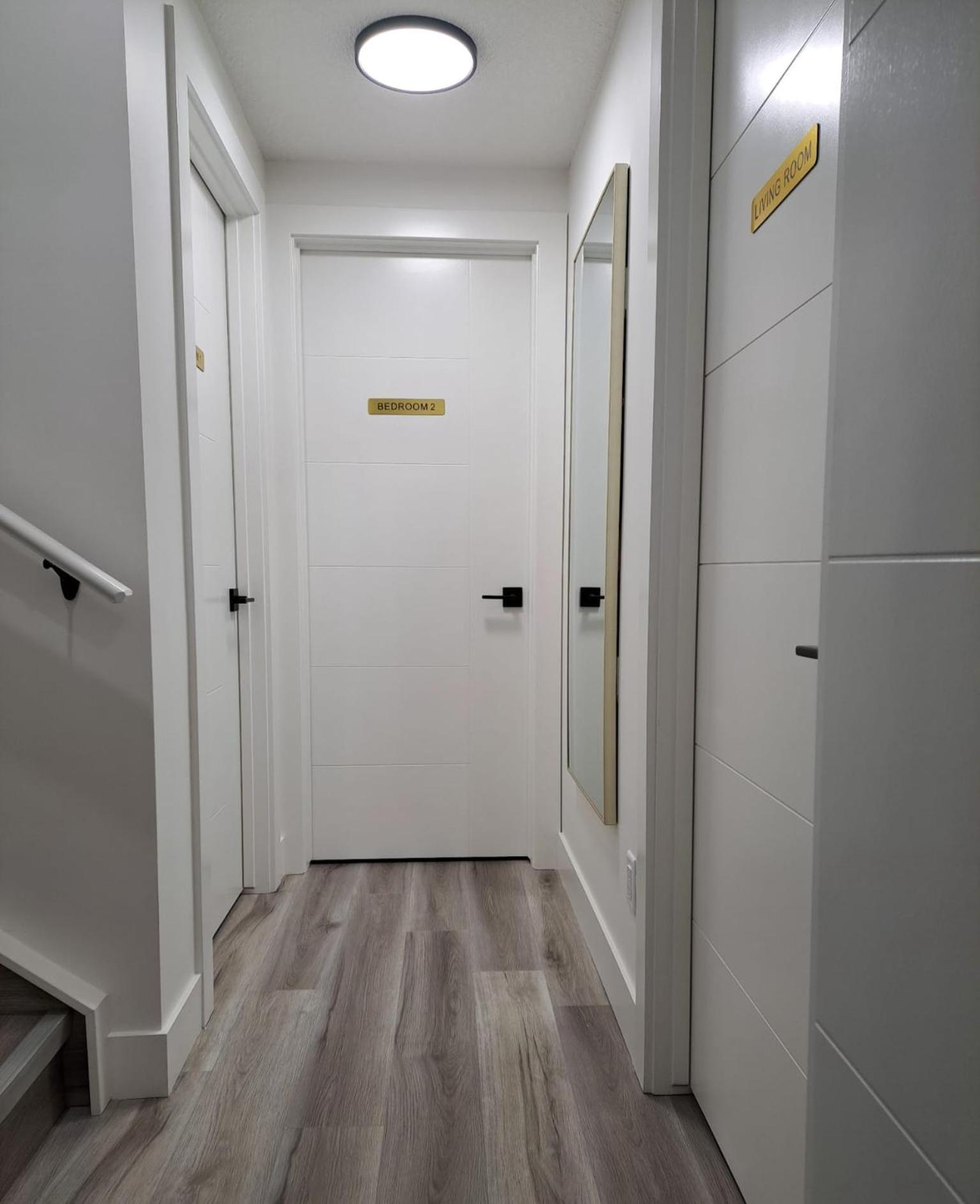 1 Bedroom Suite with private entrance and 10 minutes from Edmonton Airport