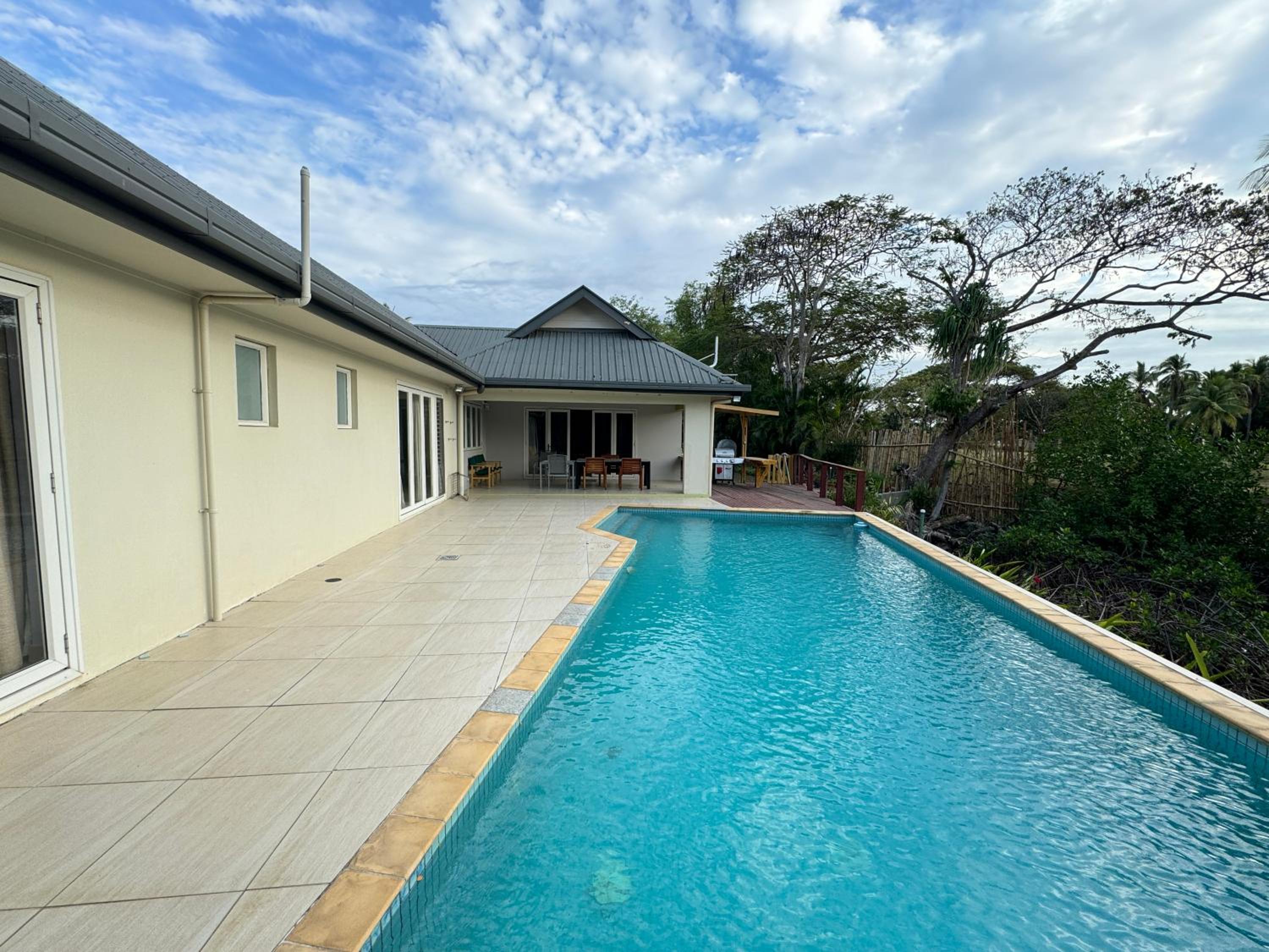 Denarau Villa