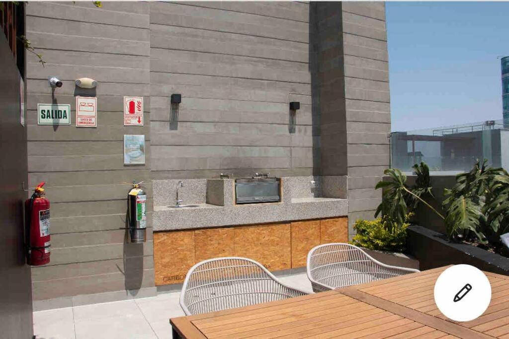 Studio de estreno Magdalena límite san Isidro view 5