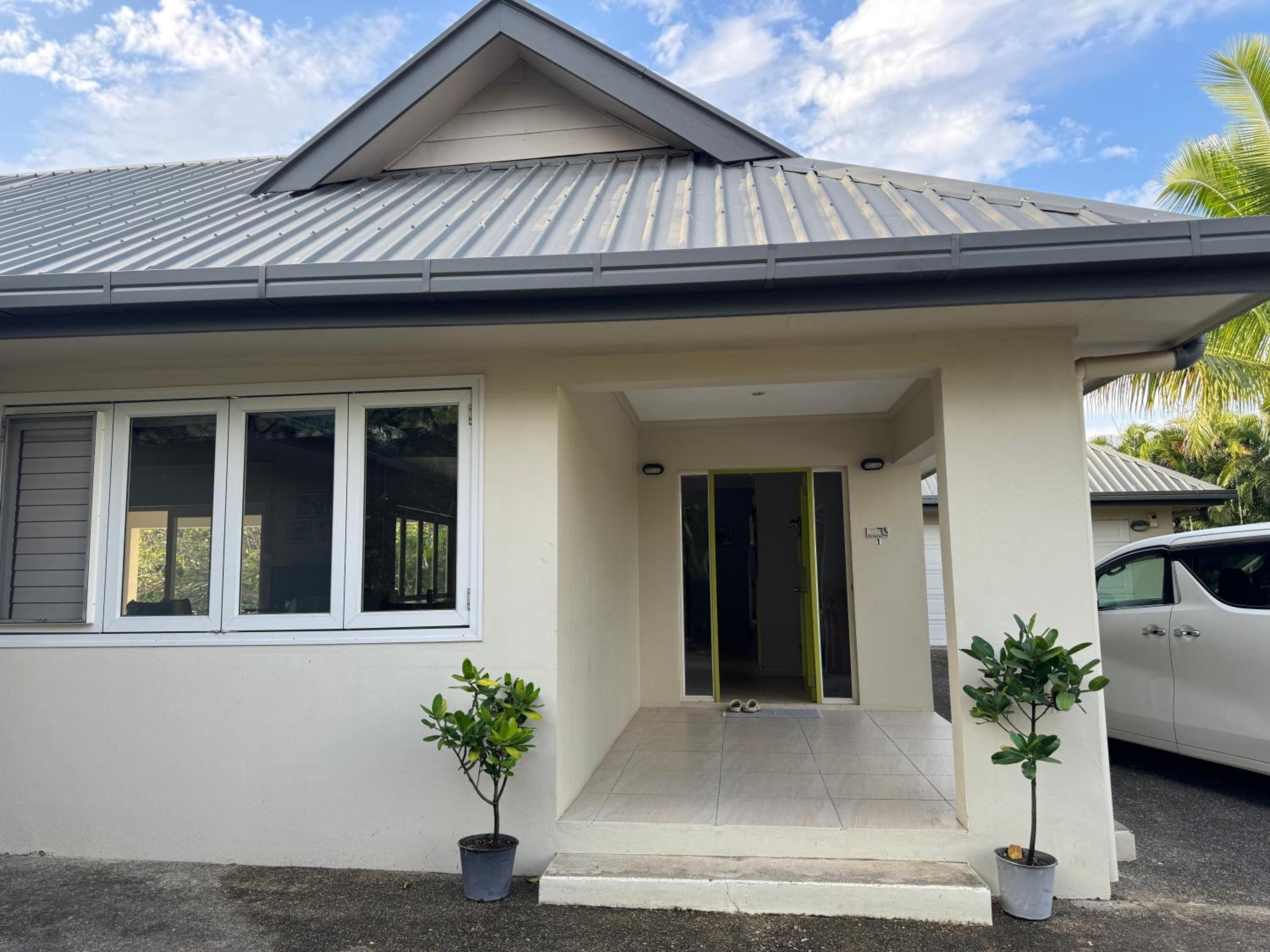 Denarau Villa
