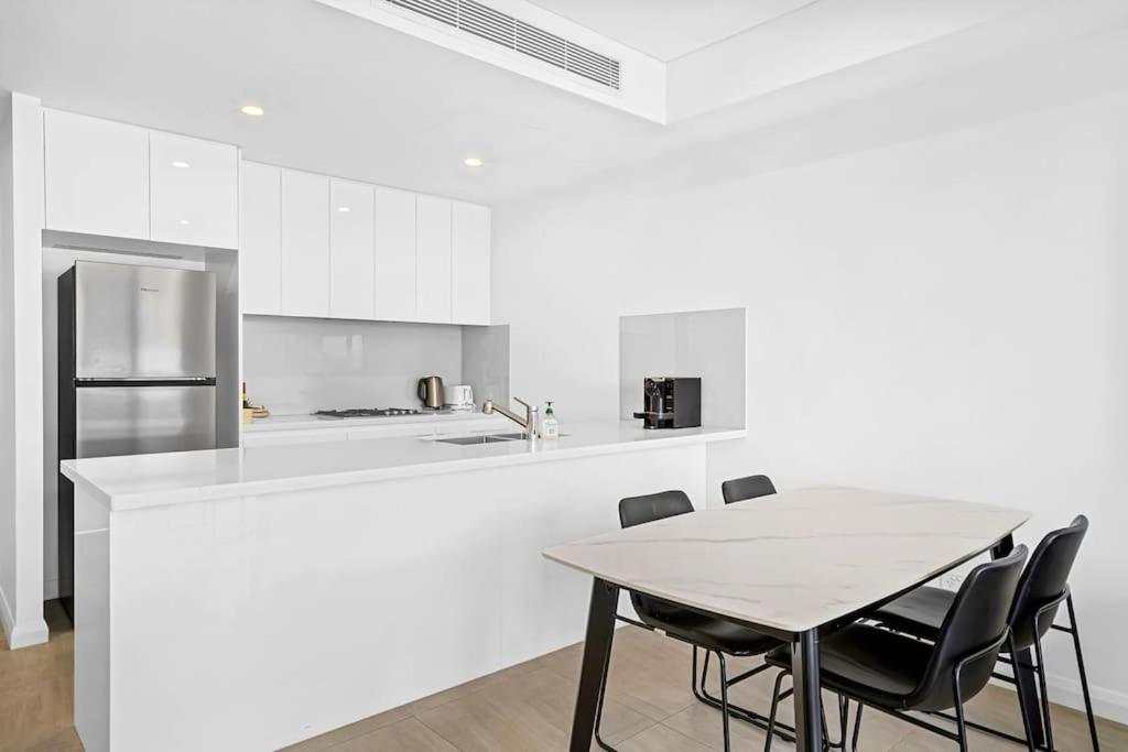 Cozy home - Close to USYD and RPA