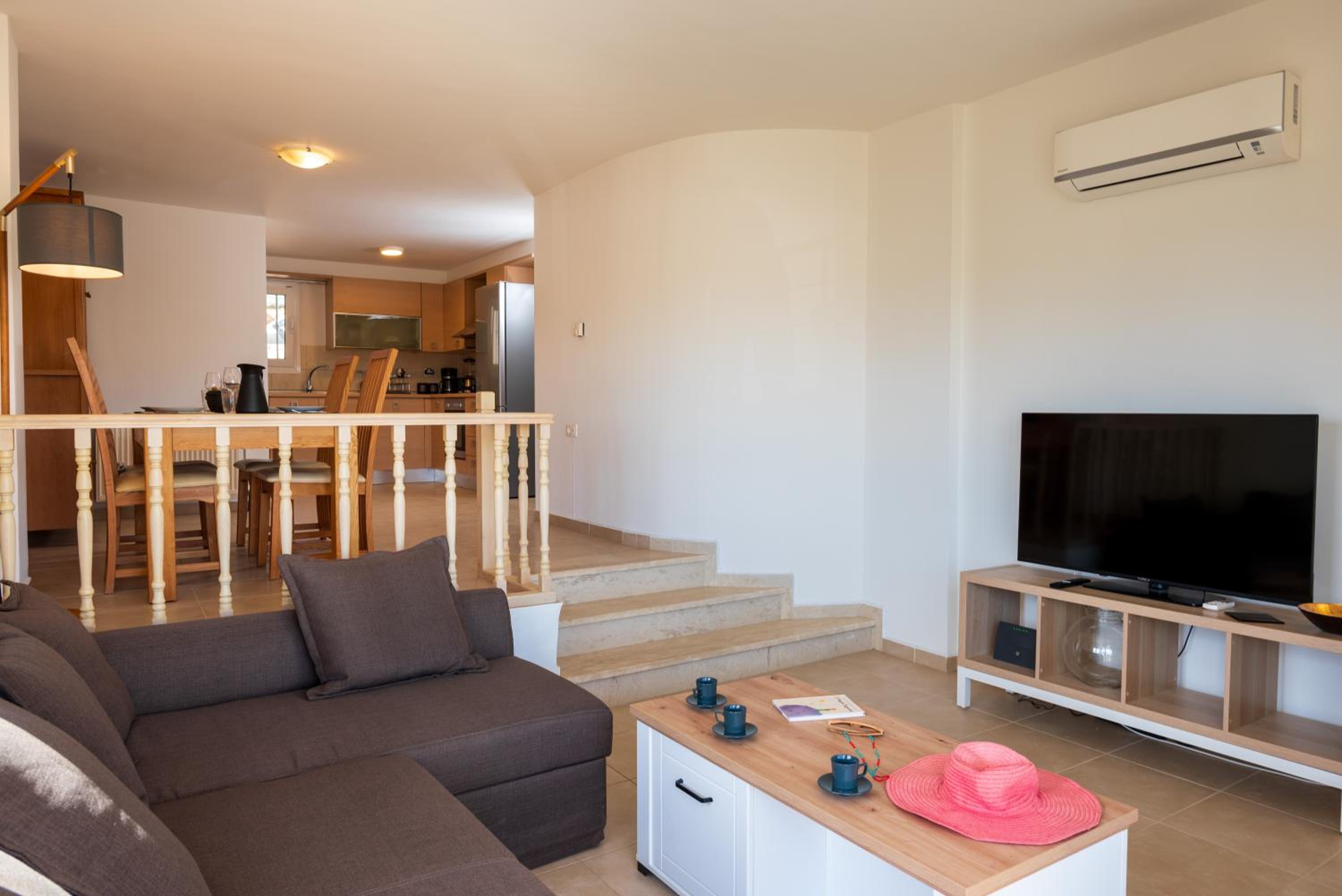 Ormos Sea View Apartment view 2