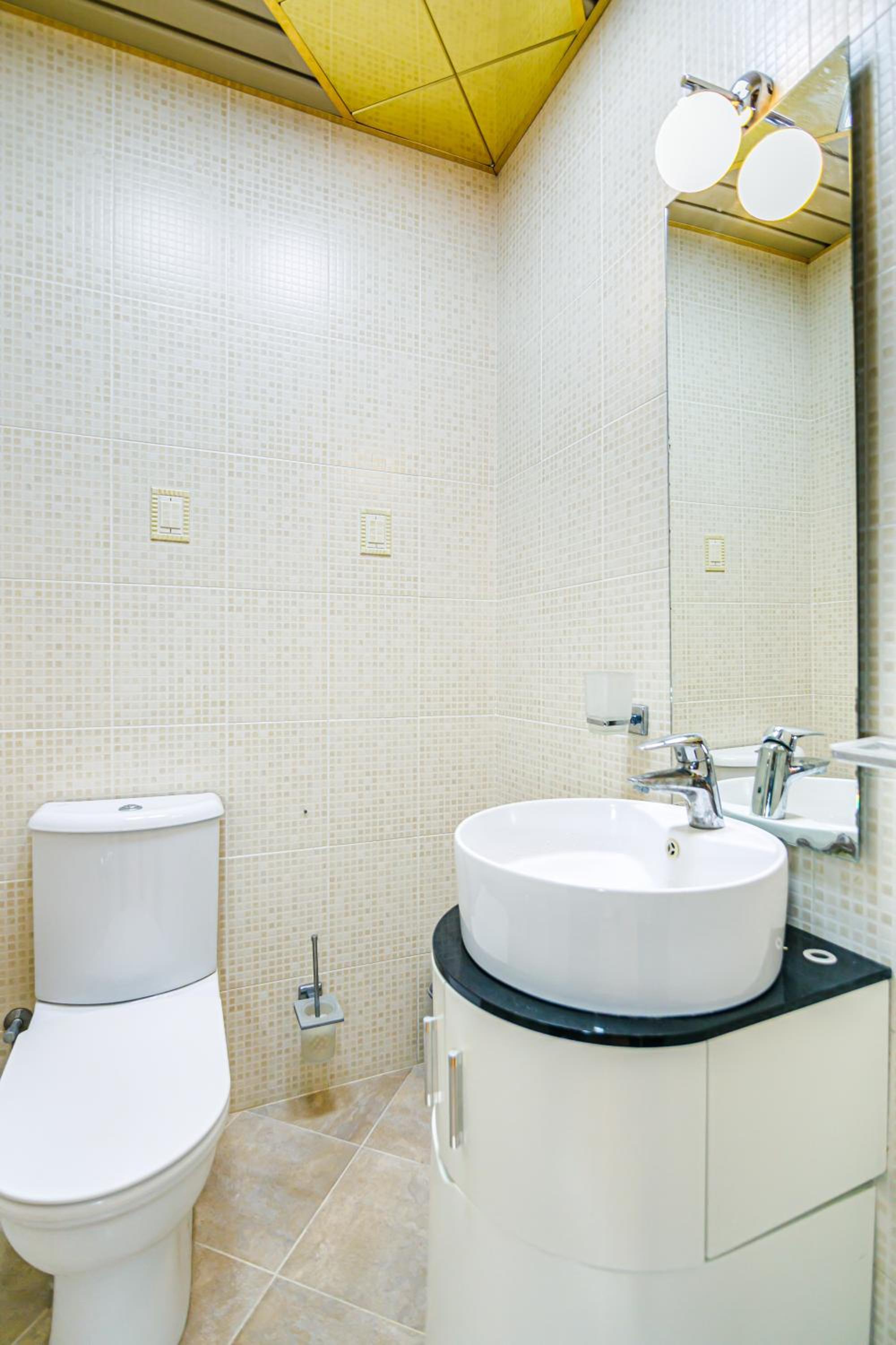 Sweet 4BR Apartment City Center