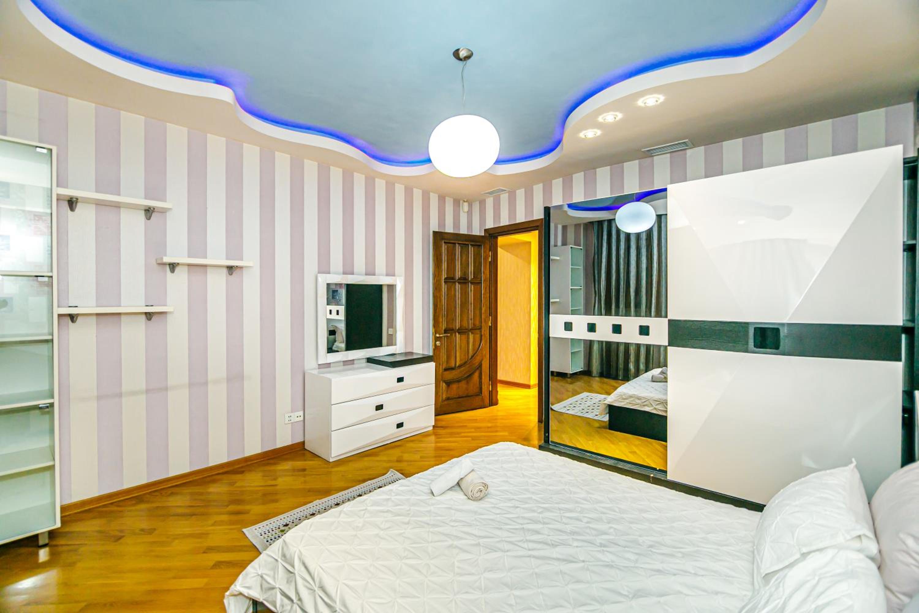 Sweet 4BR Apartment City Center