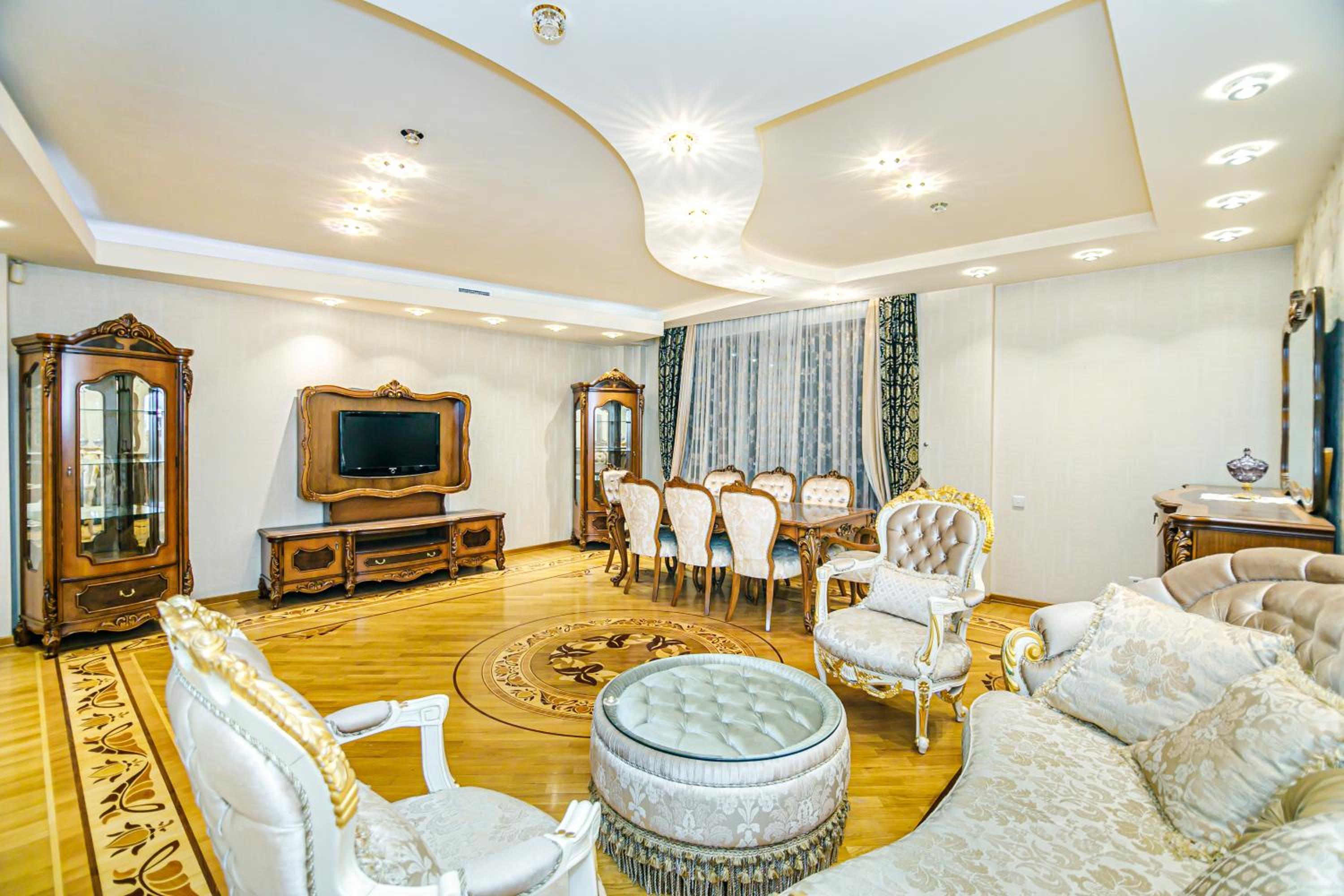 Sweet 4BR Apartment City Center