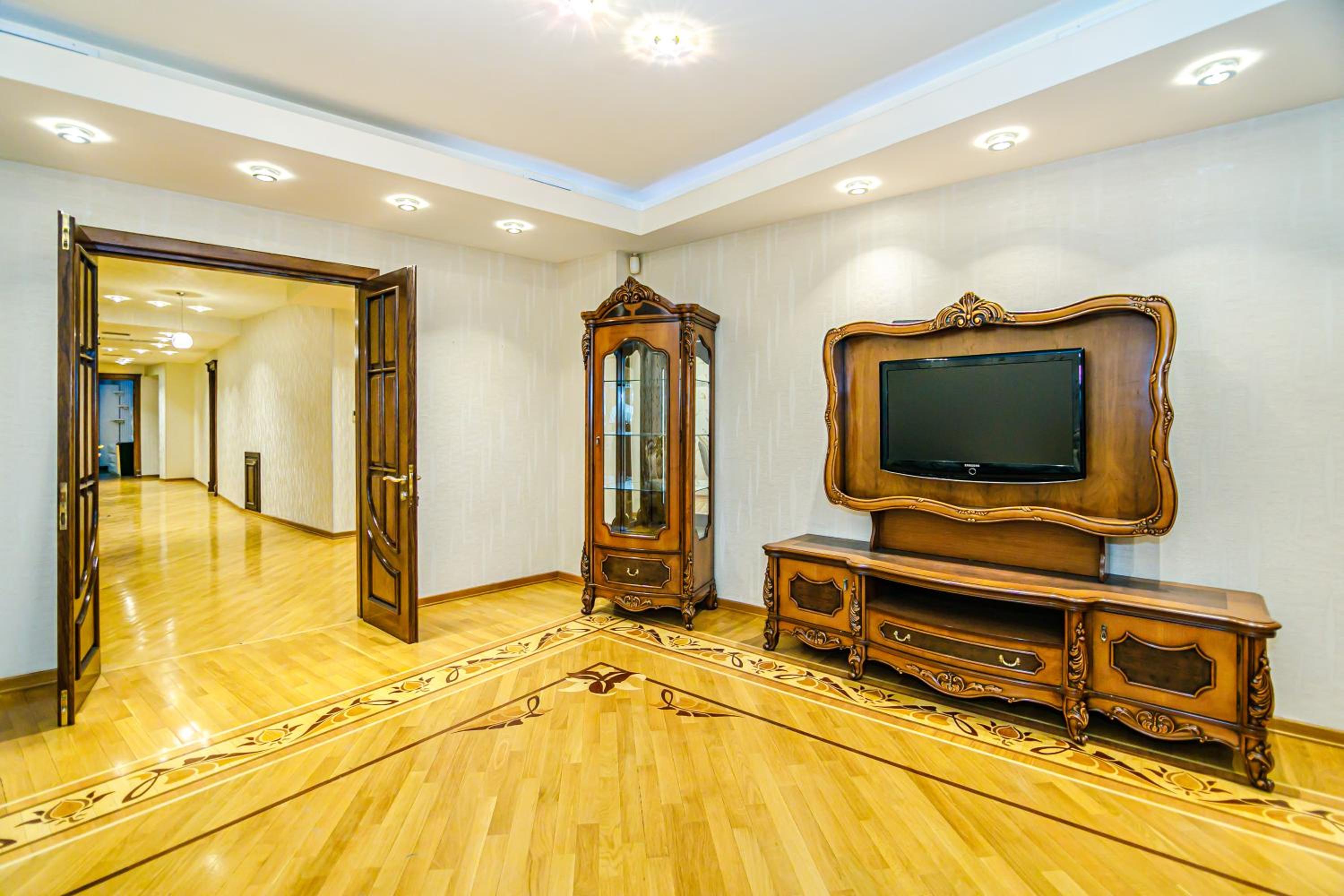 Sweet 4BR Apartment City Center