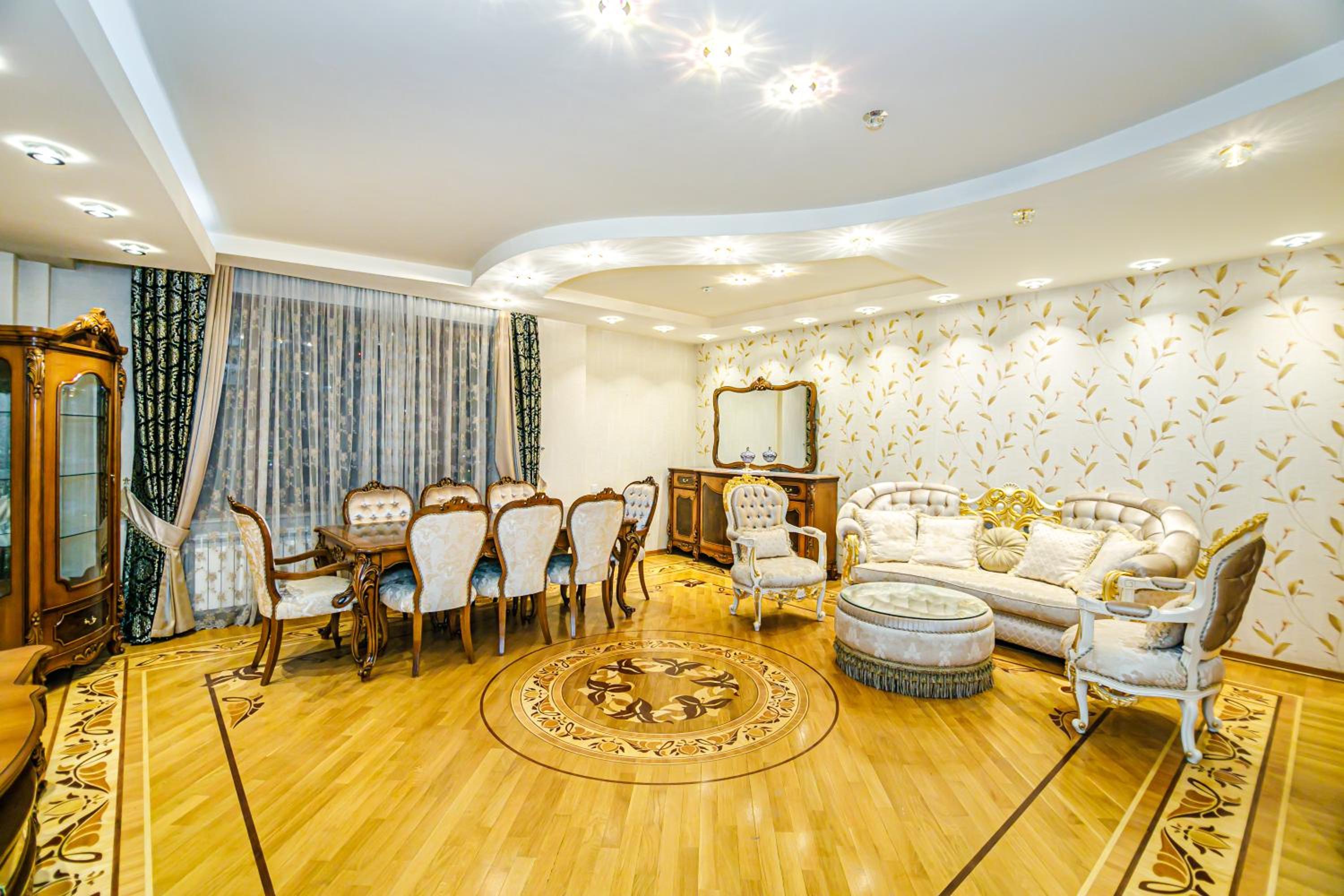 Sweet 4BR Apartment City Center