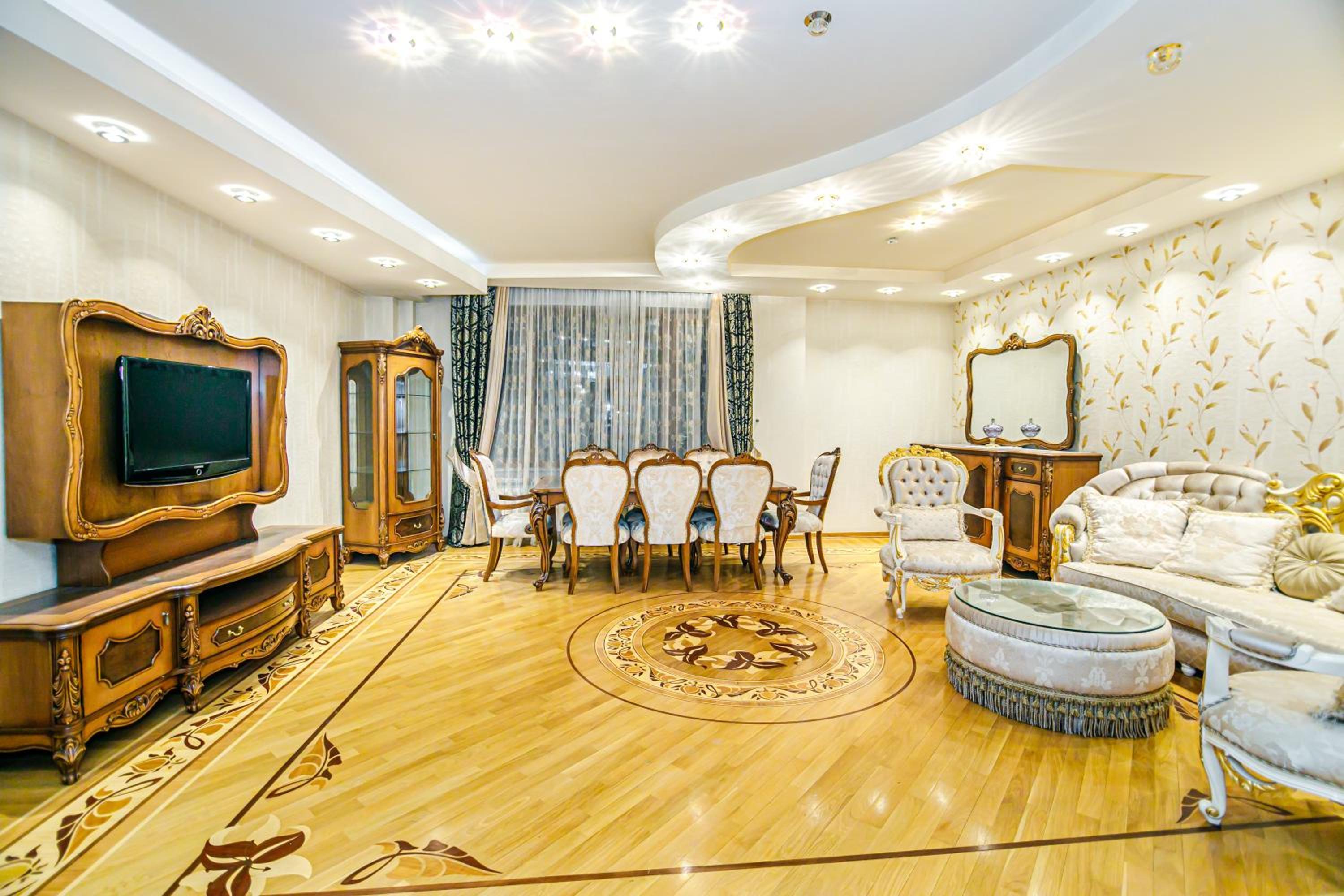 Sweet 4BR Apartment City Center