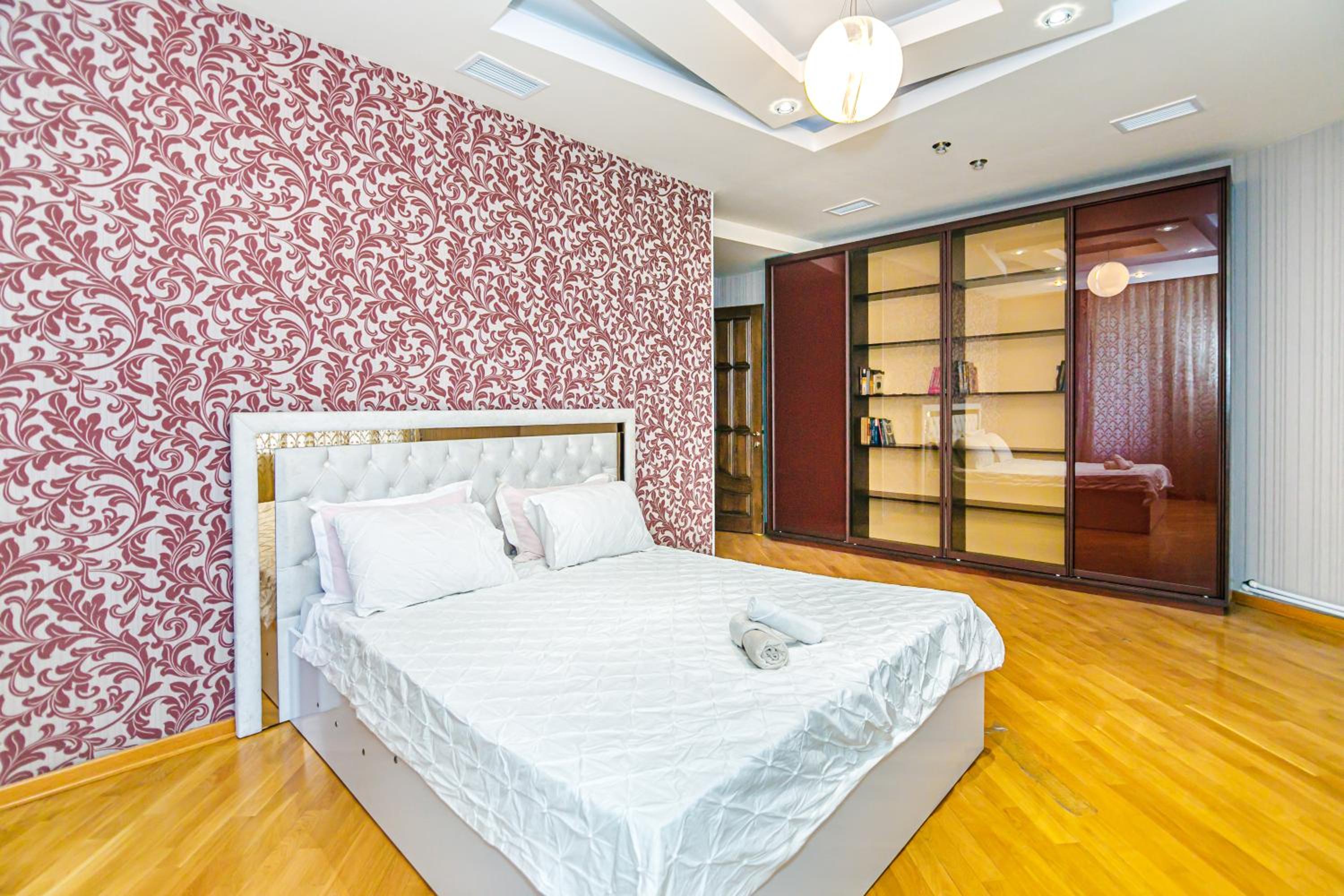 Sweet 4BR Apartment City Center
