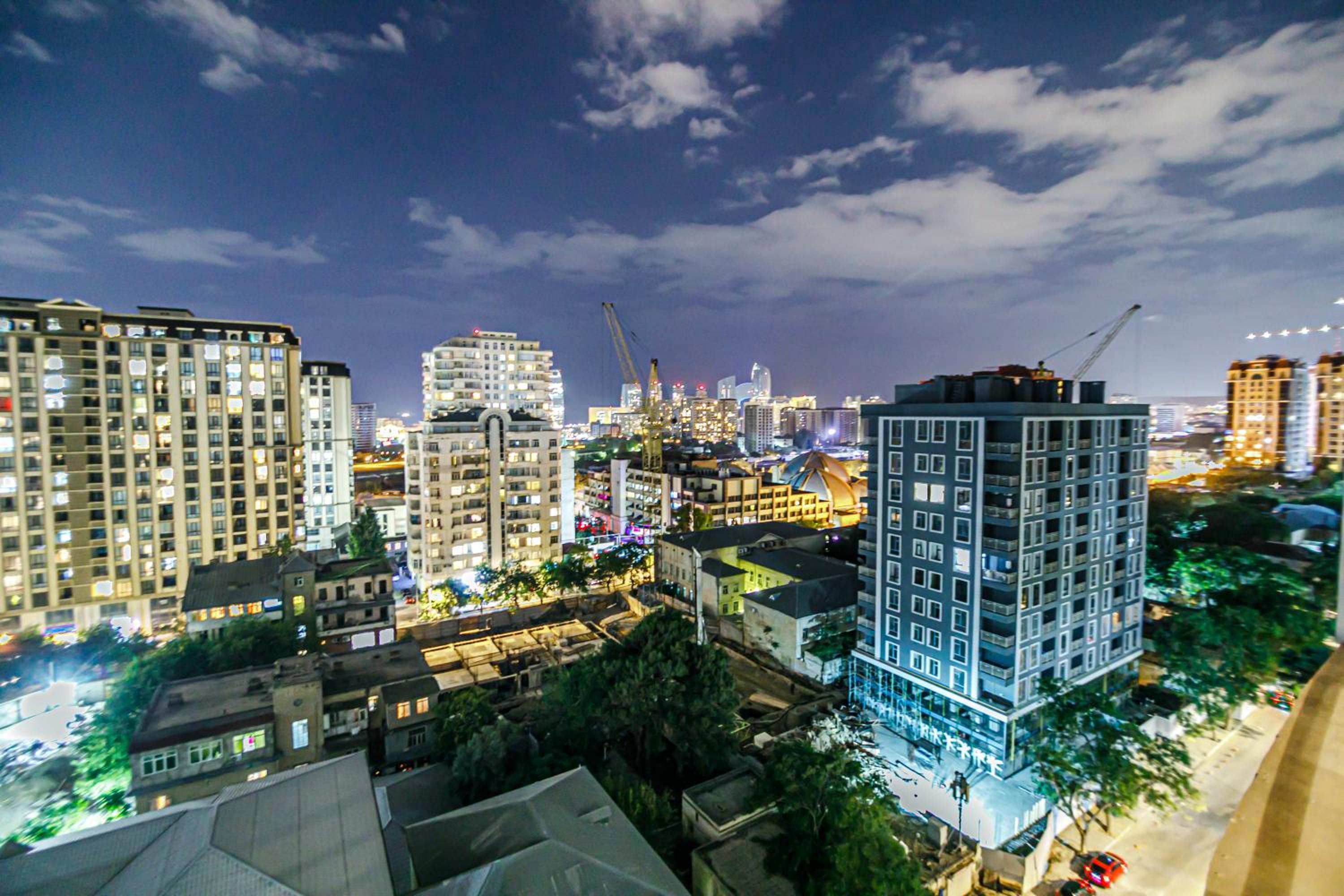 Sweet 4BR Apartment City Center