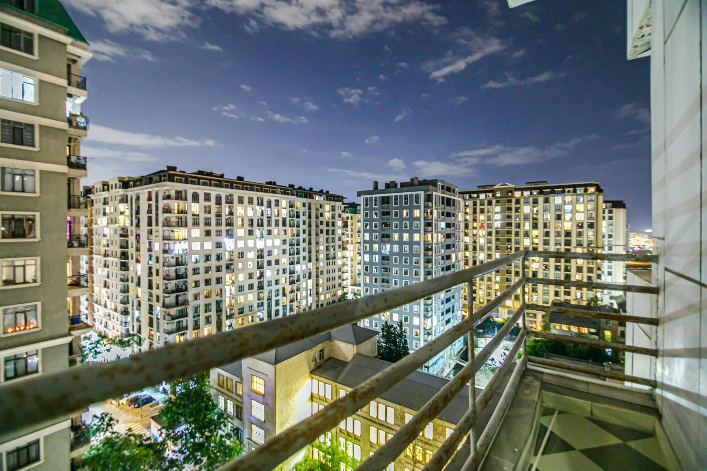 Sweet 4BR Apartment City Center