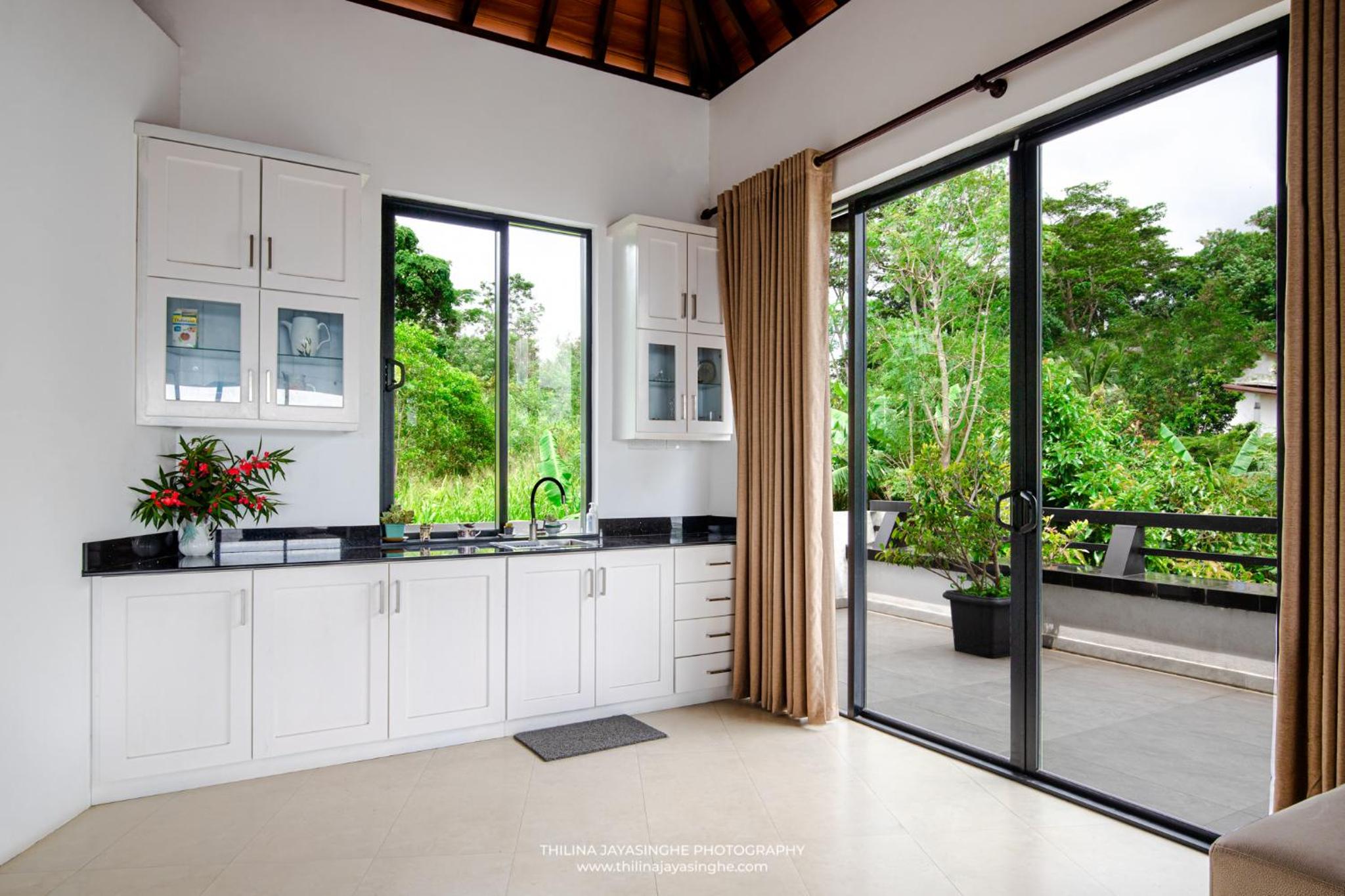 Serenity Paradise Bungalow view 5
