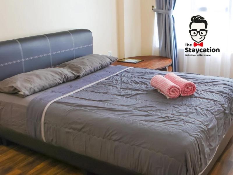 Staycation Homestay 59 Rex Apartment Deluxe Studio photo 4