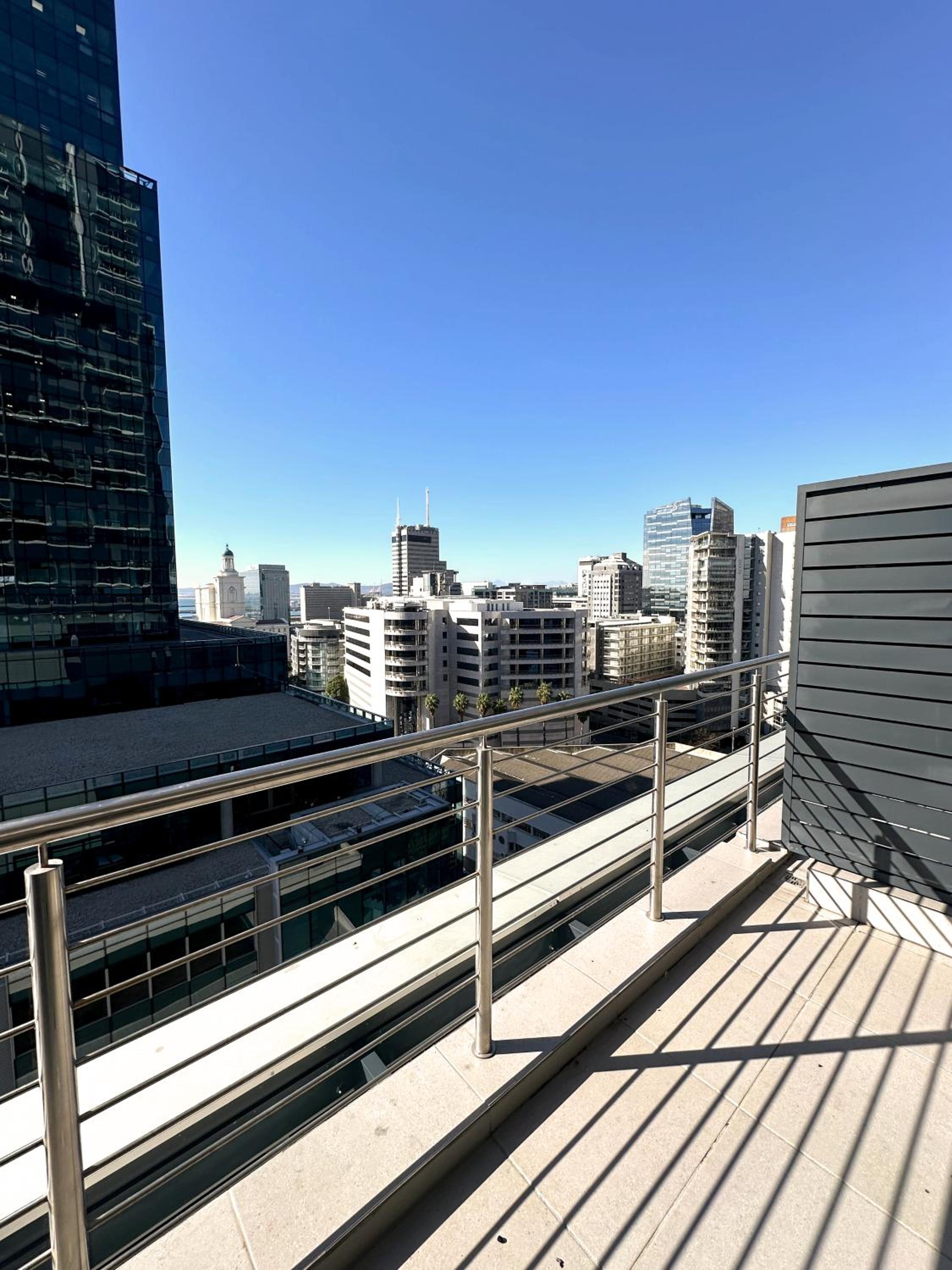 Stunning 12th floor apartment with private balcony at 16onBree