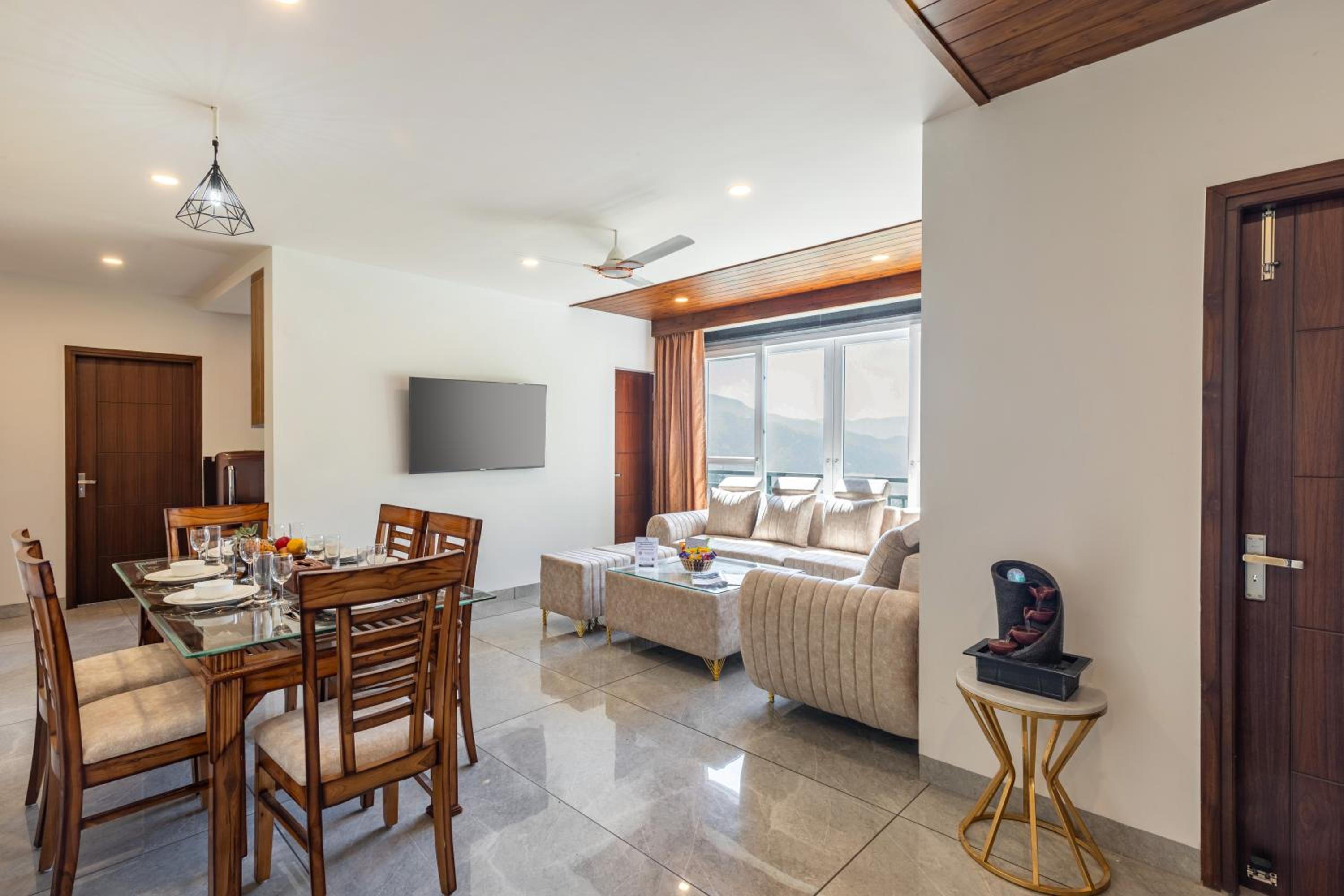 Alaya Stays 3 BHK Apartment with Scenic views - Cliff Perch view 4