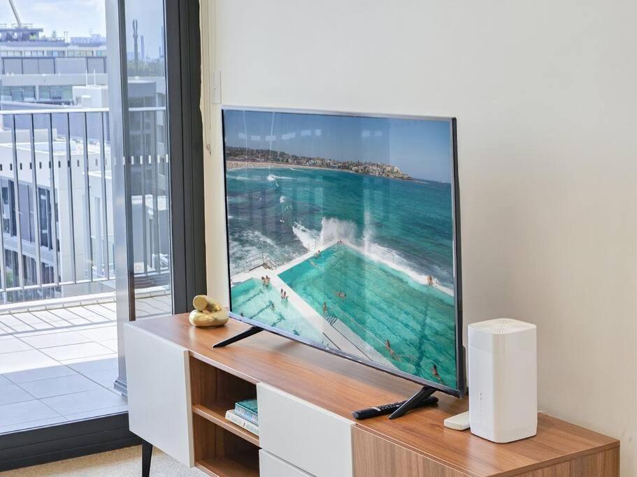 Living By Water Marina Square 2BR Apartment