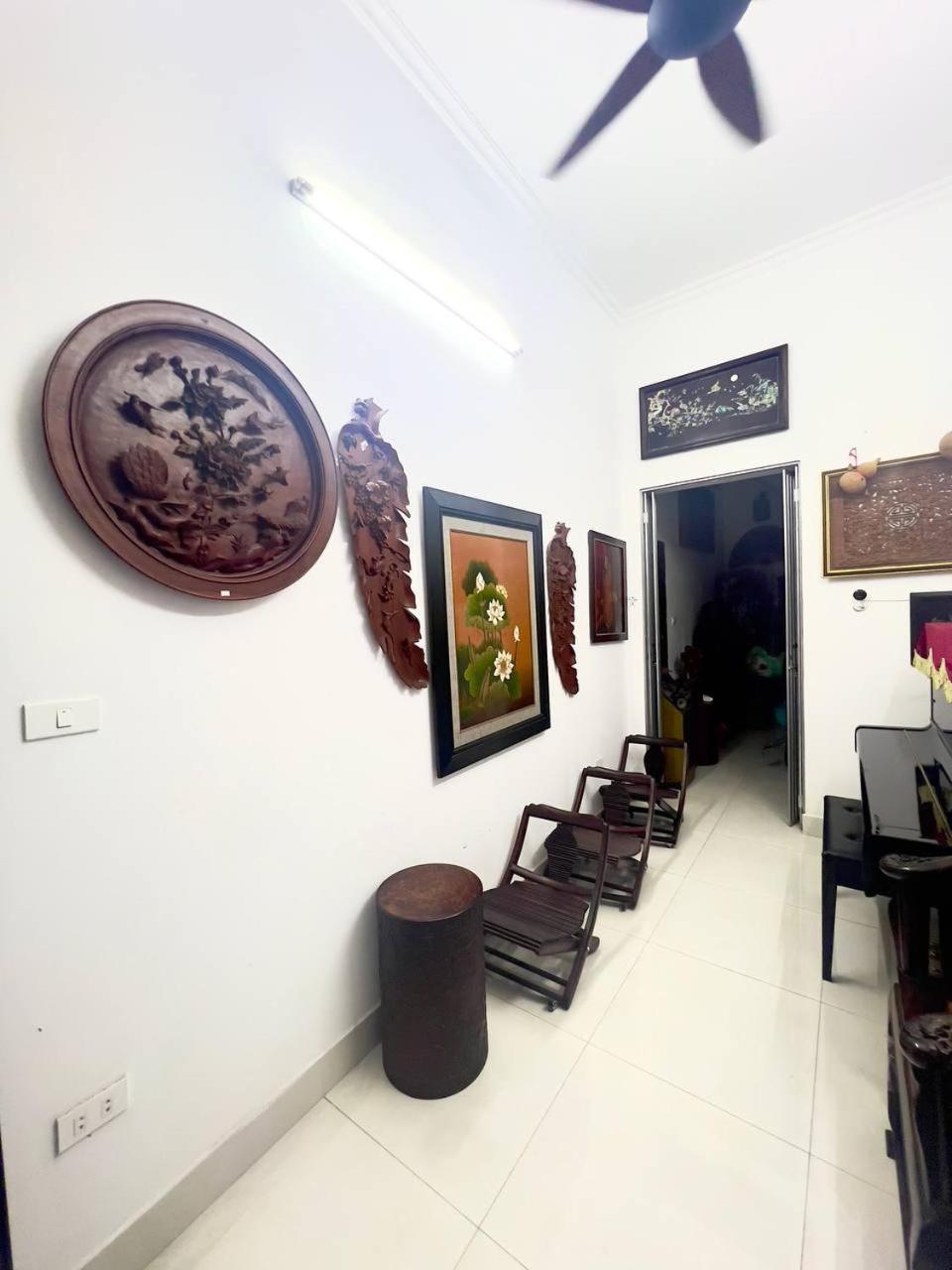 Old Quarter Heart 2 min walk to Hoan Kiem Lake PRIME LOCATION