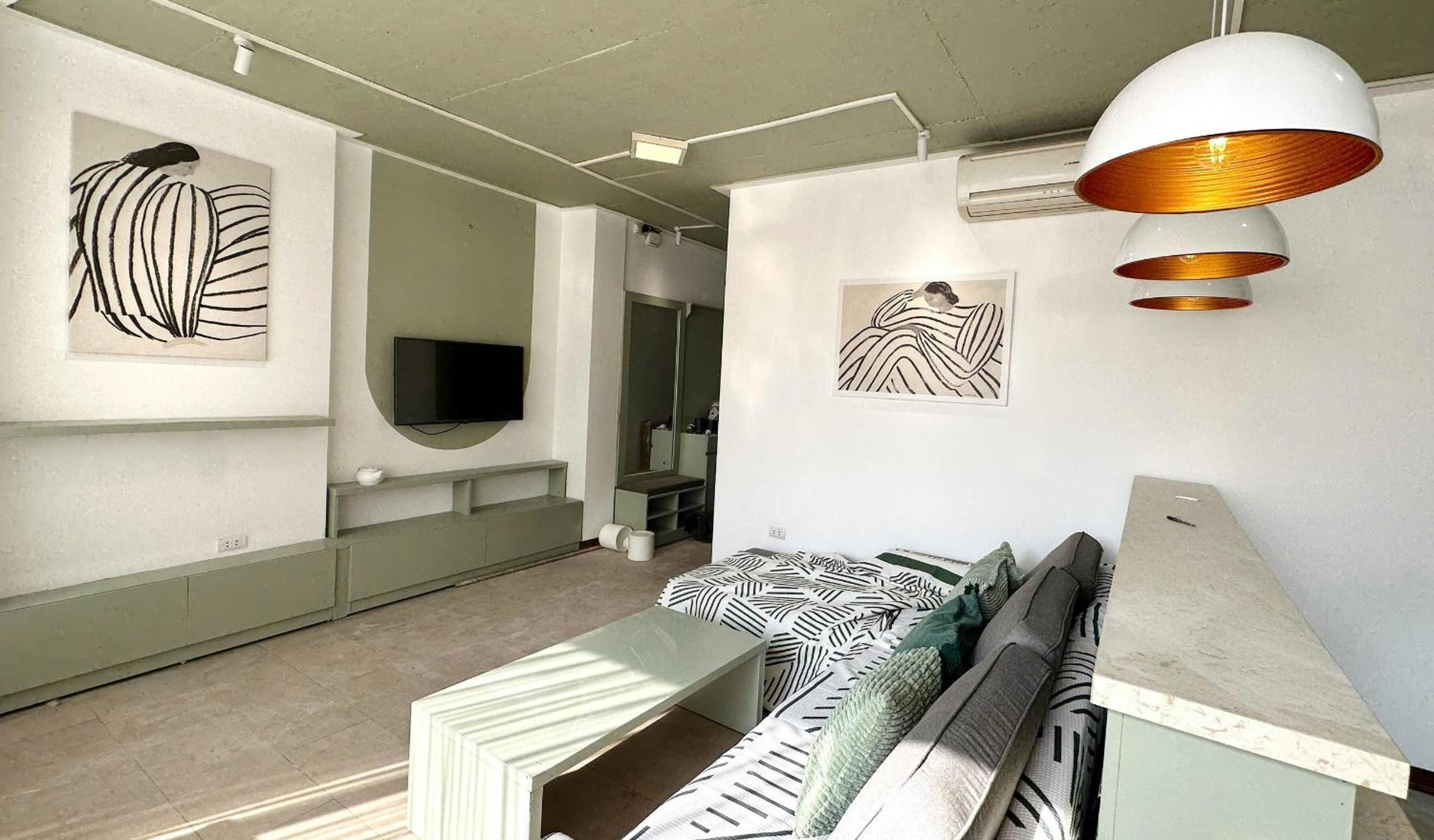 Luxe Paradise Residence 80 Tu Hoa