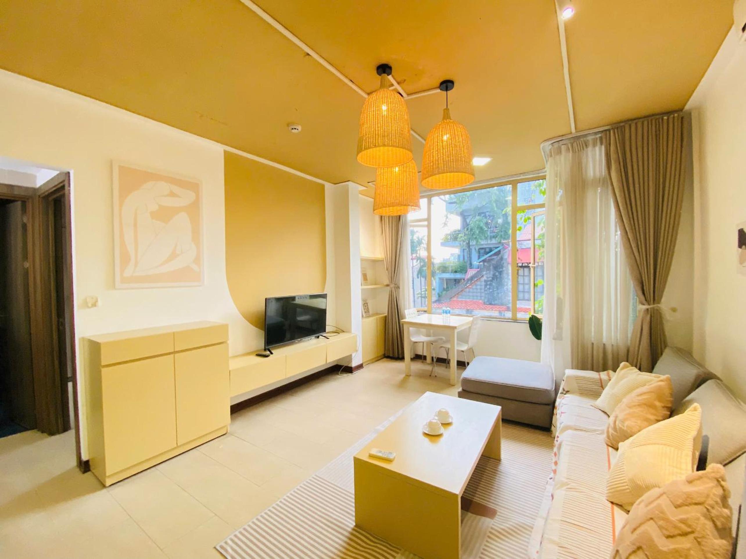 Luxe Paradise Residence 80 Tu Hoa