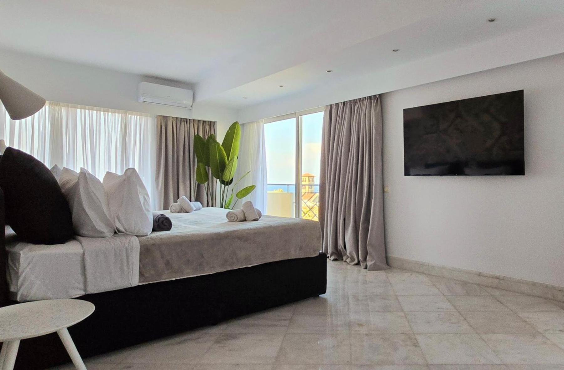 Penthouse 12