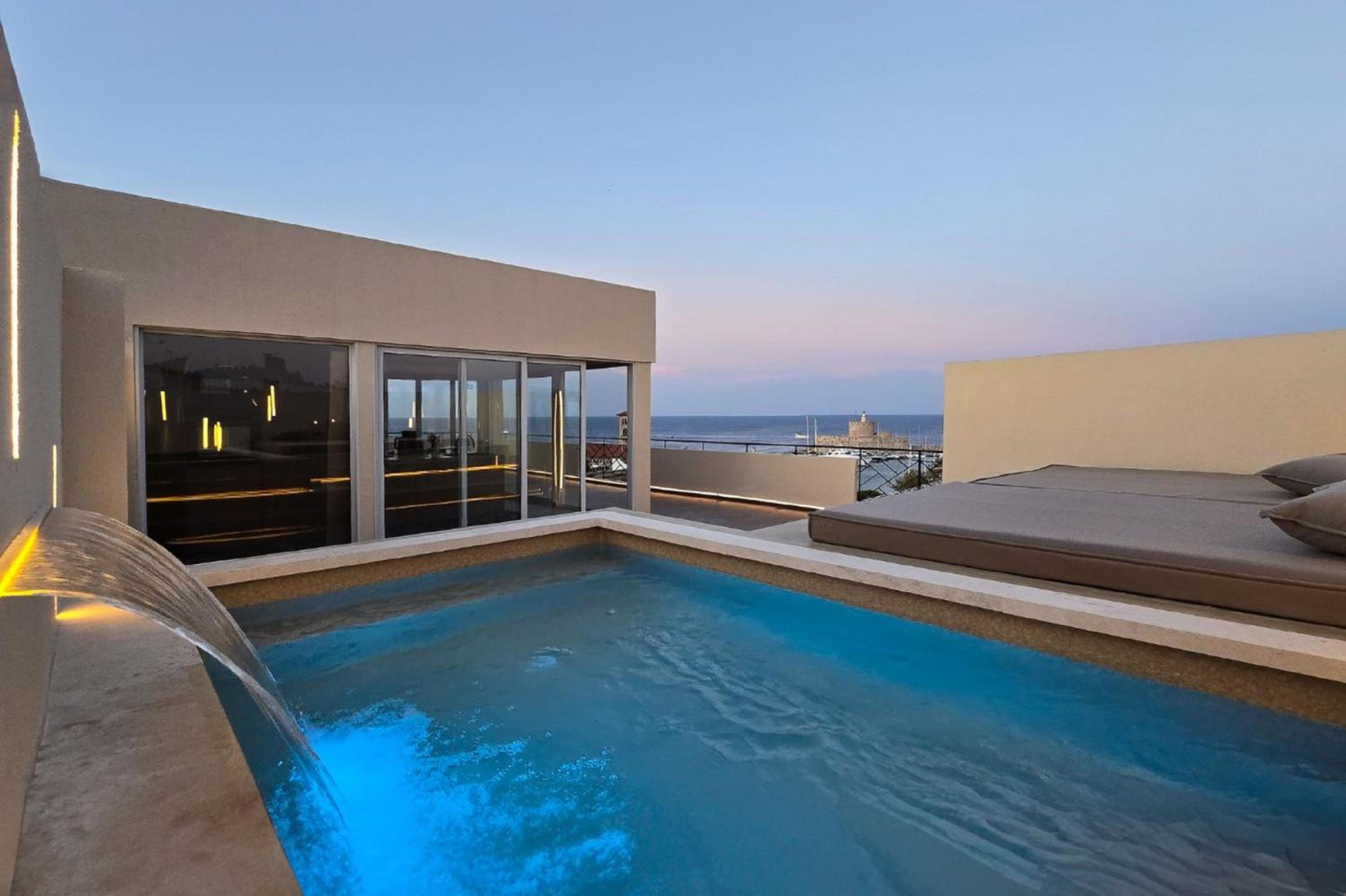 Penthouse 12