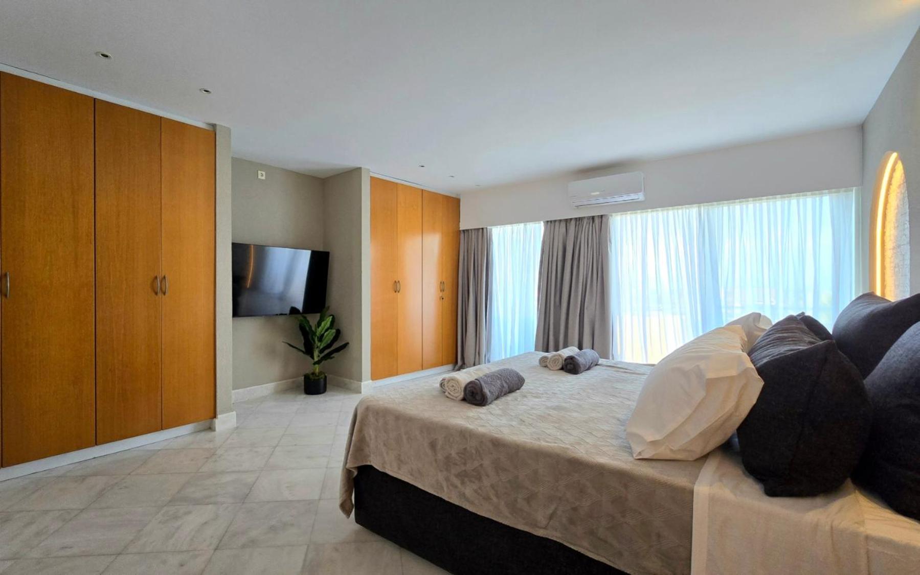 Penthouse 12