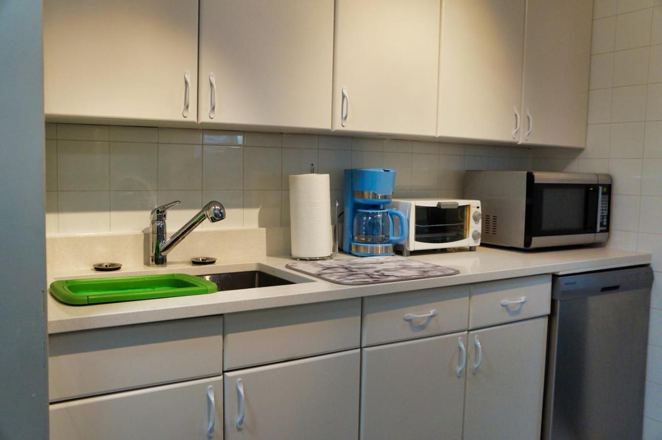 Spacious 2 bedroom in Beltline on the top floor
