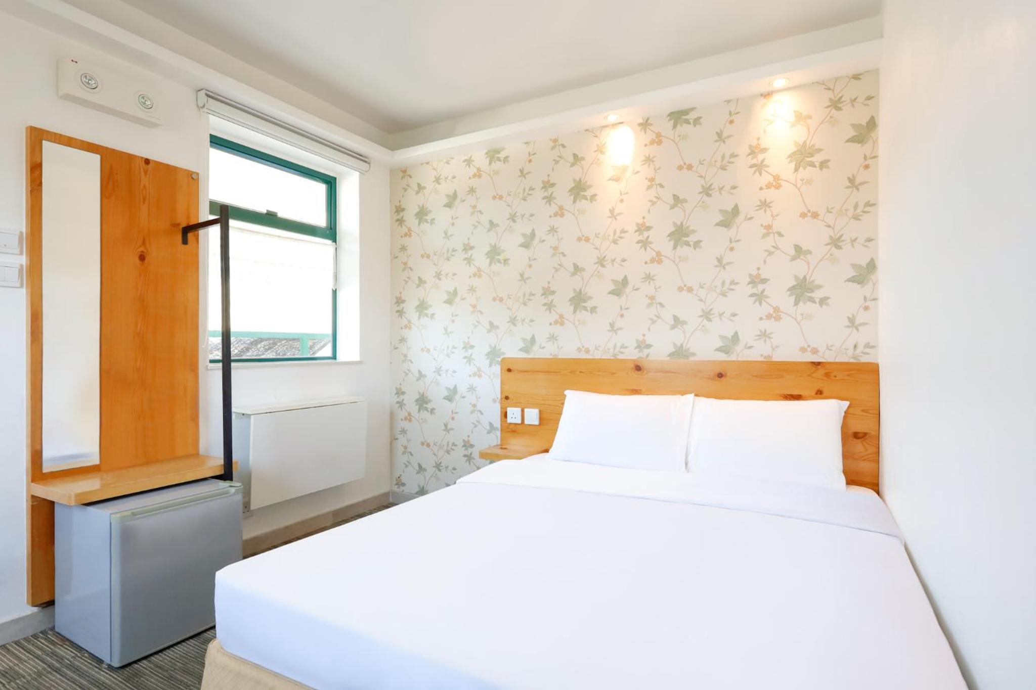 B & B Cheung Chau