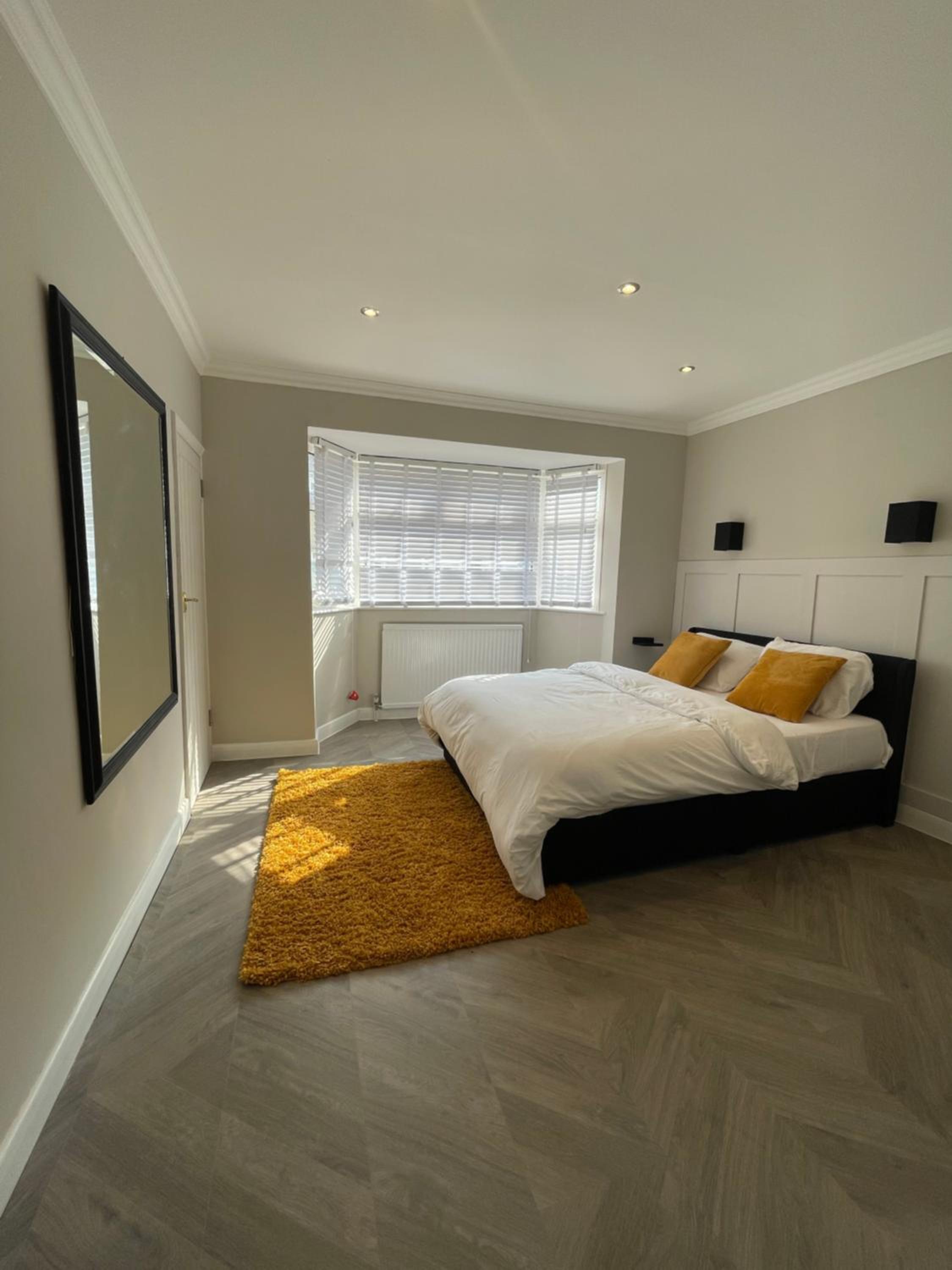 Modern Premium 2 Bedroom Home in Kent