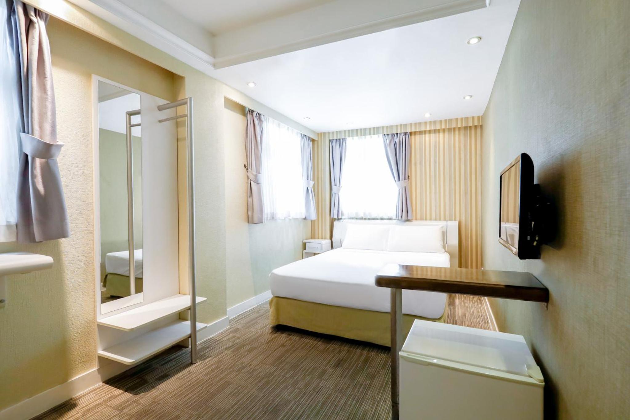 B & B Cheung Chau