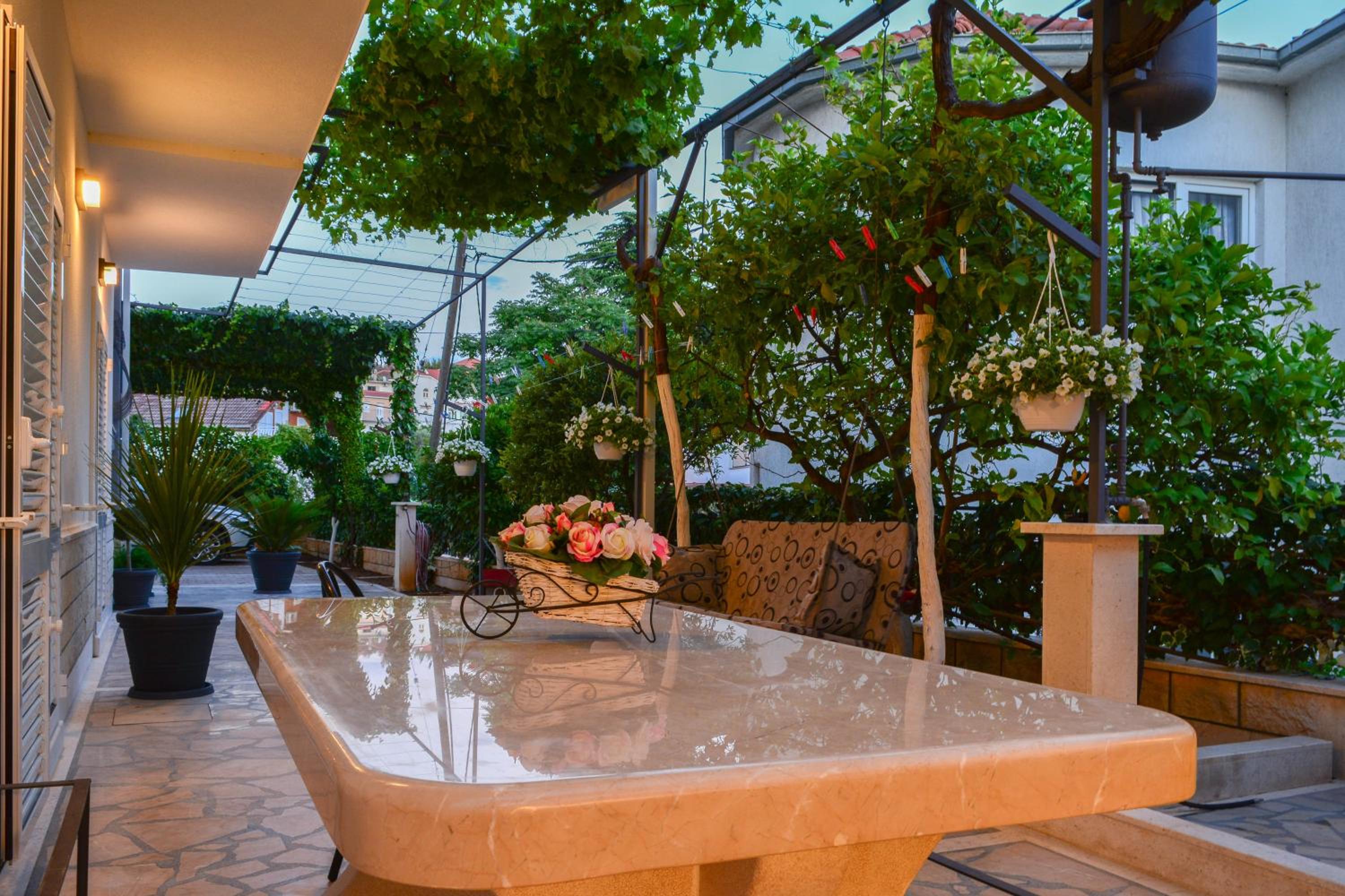 Luxury Apartments Villa Tea