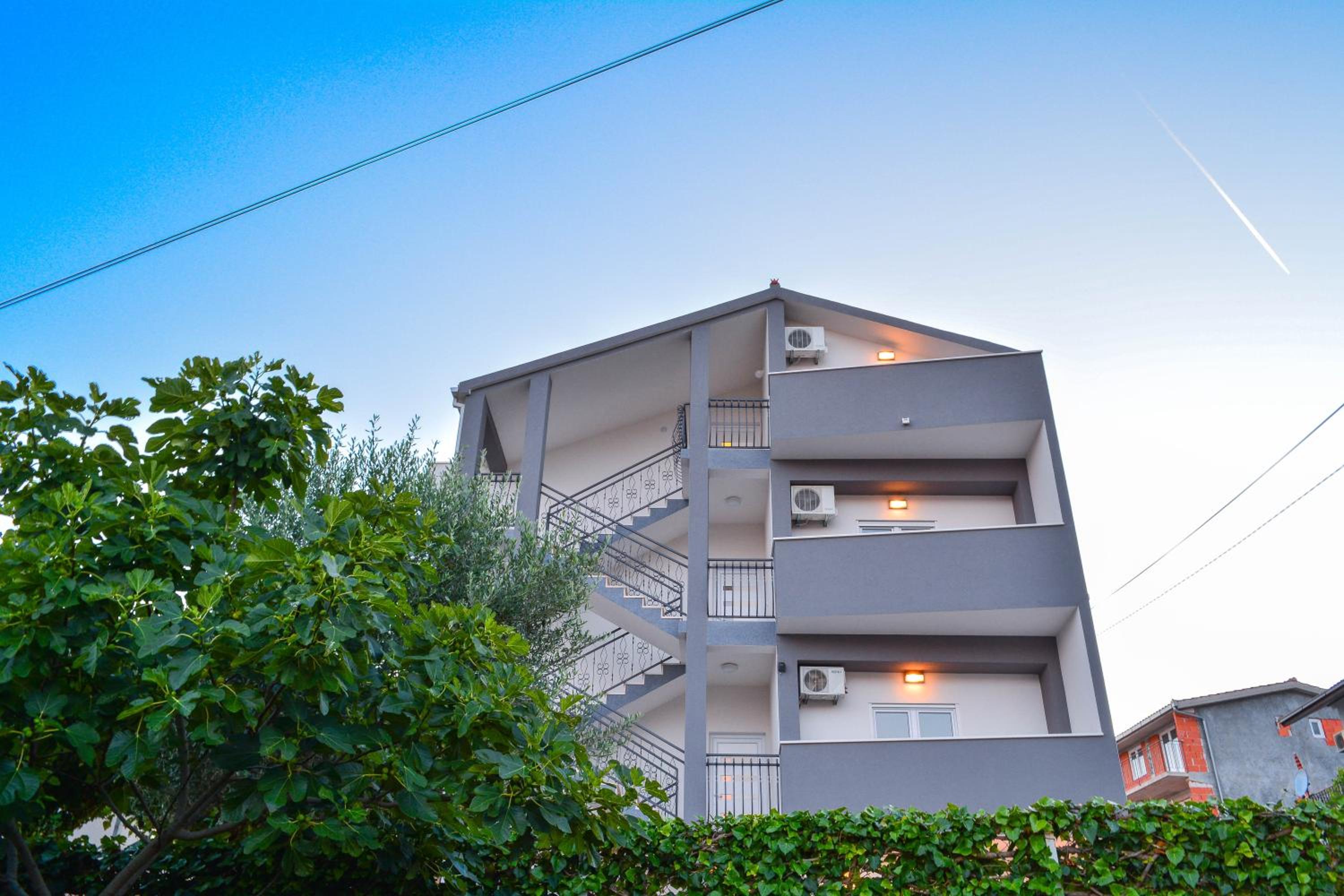 Luxury Apartments Villa Tea