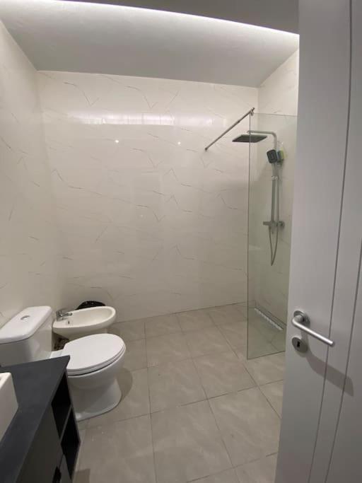 The apartment with the best PRICE