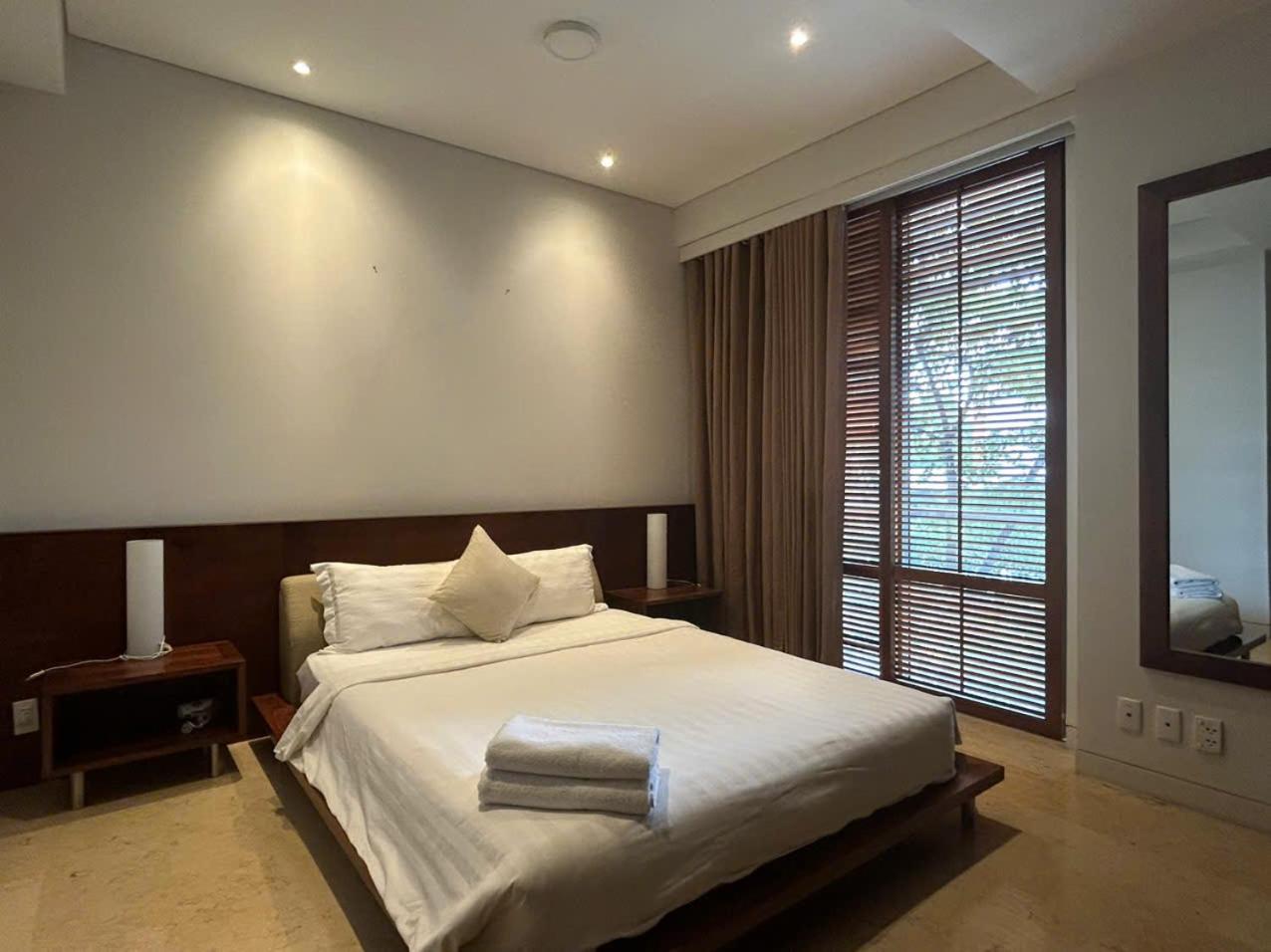 Avalon Suite District 1