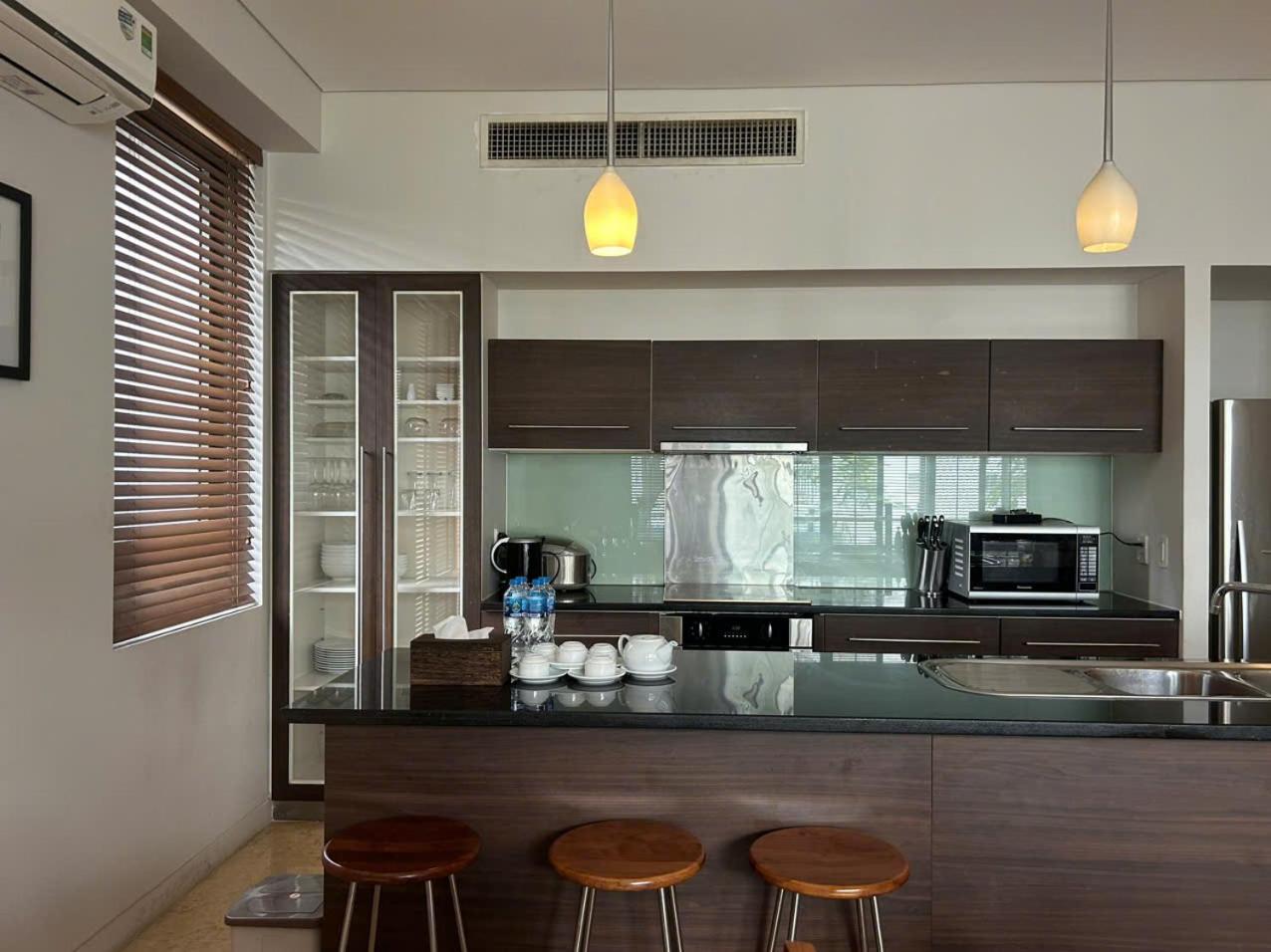 Avalon Suite District 1
