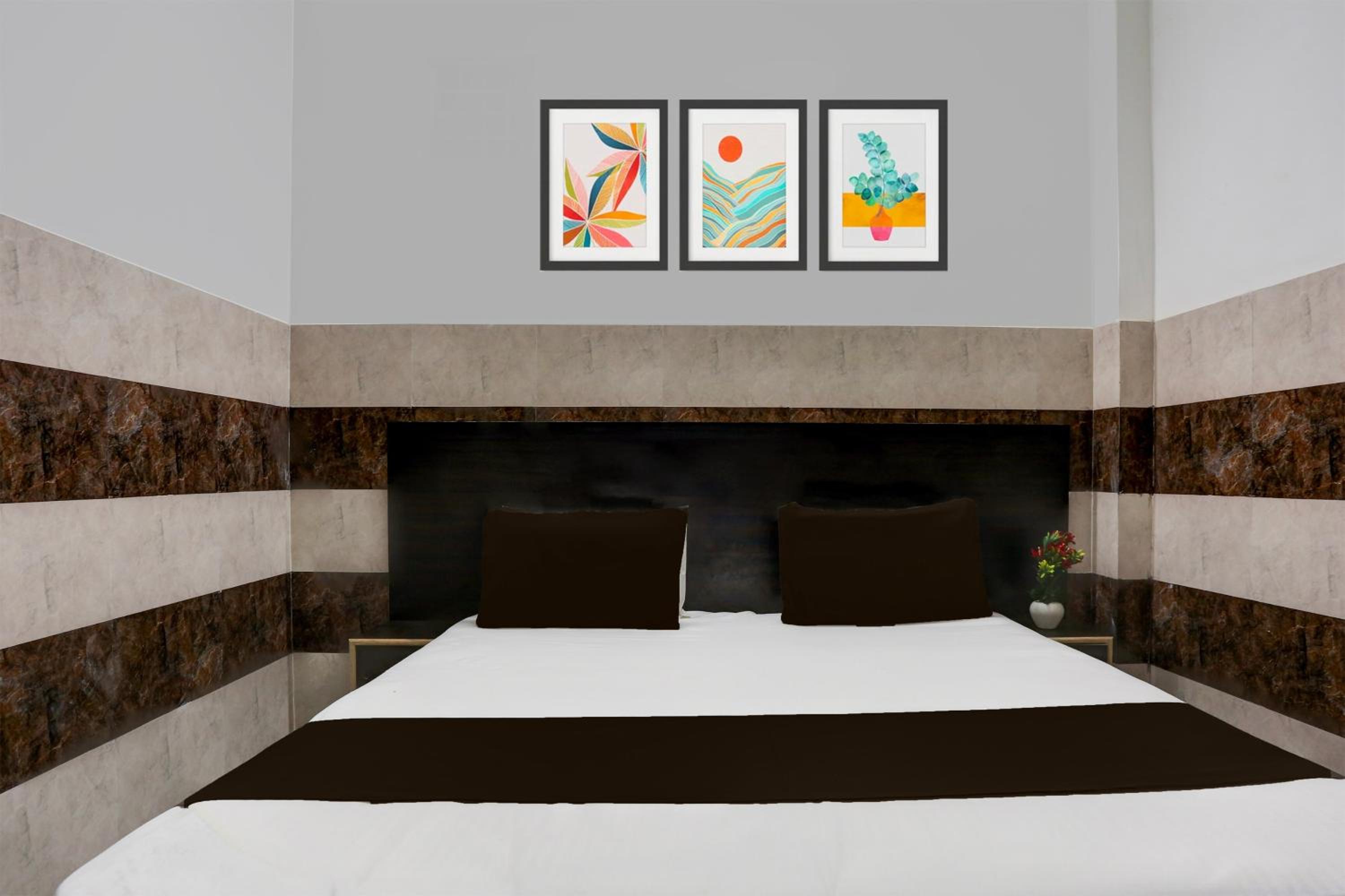 Hotel O Diamond Inn