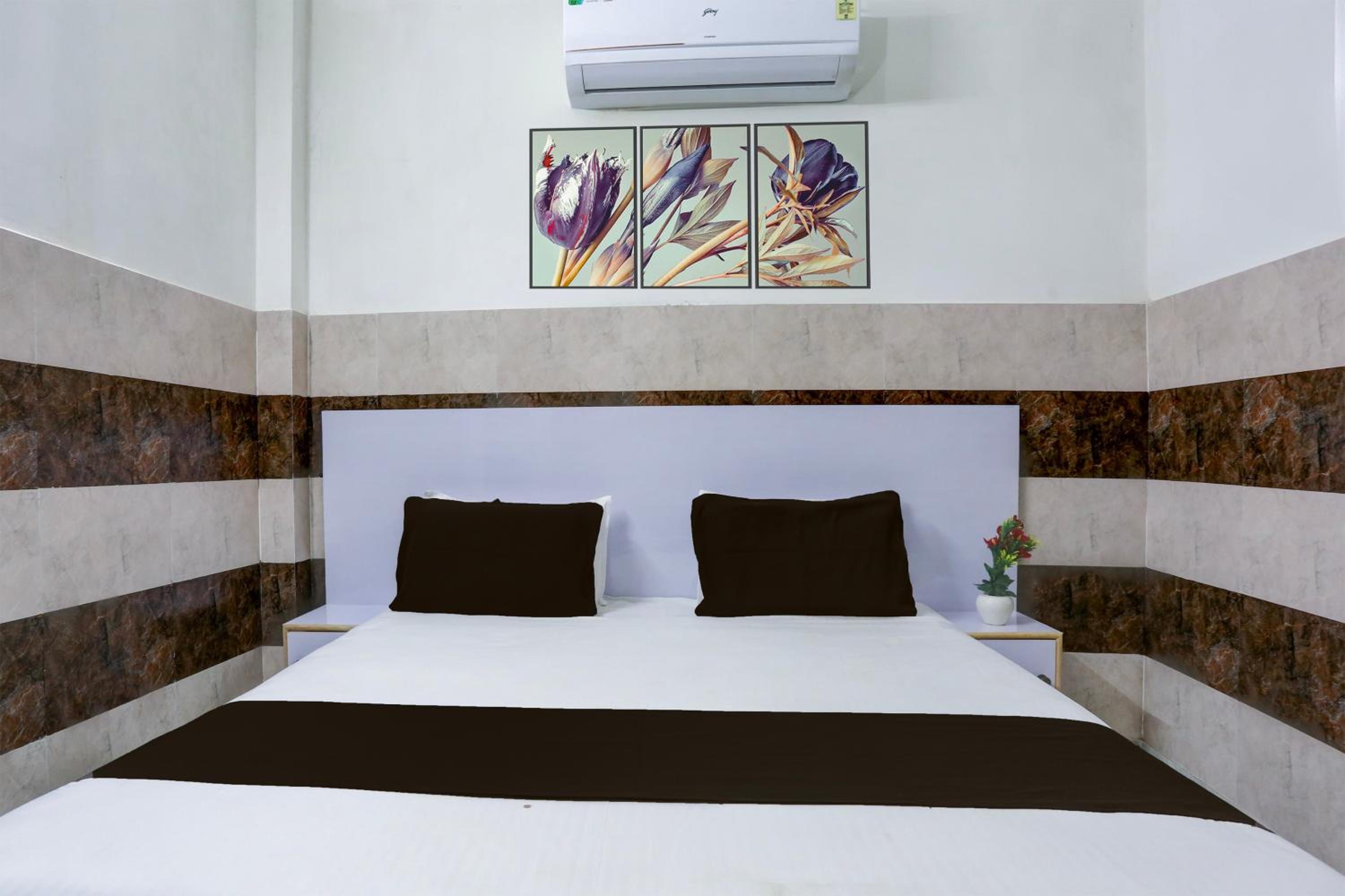 Hotel O Diamond Inn