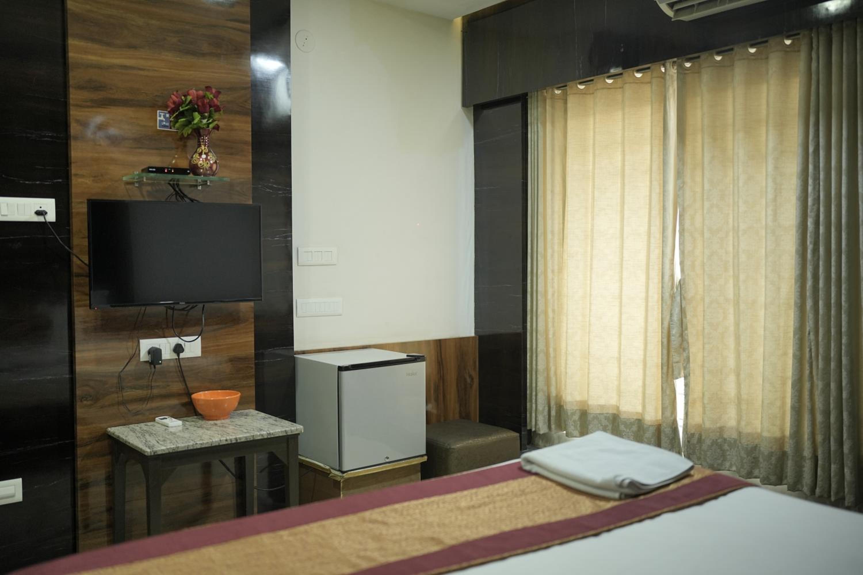 Atharva Hotel view 5