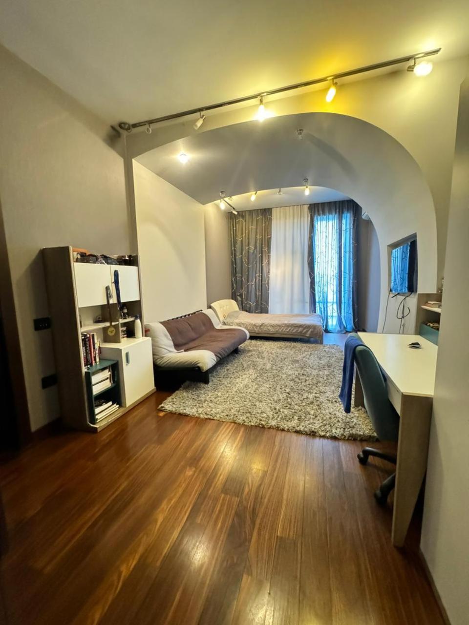 Spacious 5-room apartment near Baku Convention Center