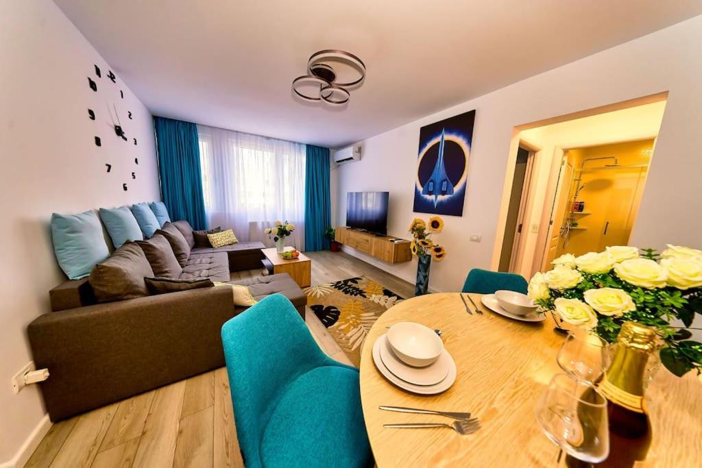 Bright apartment Matei Voievod