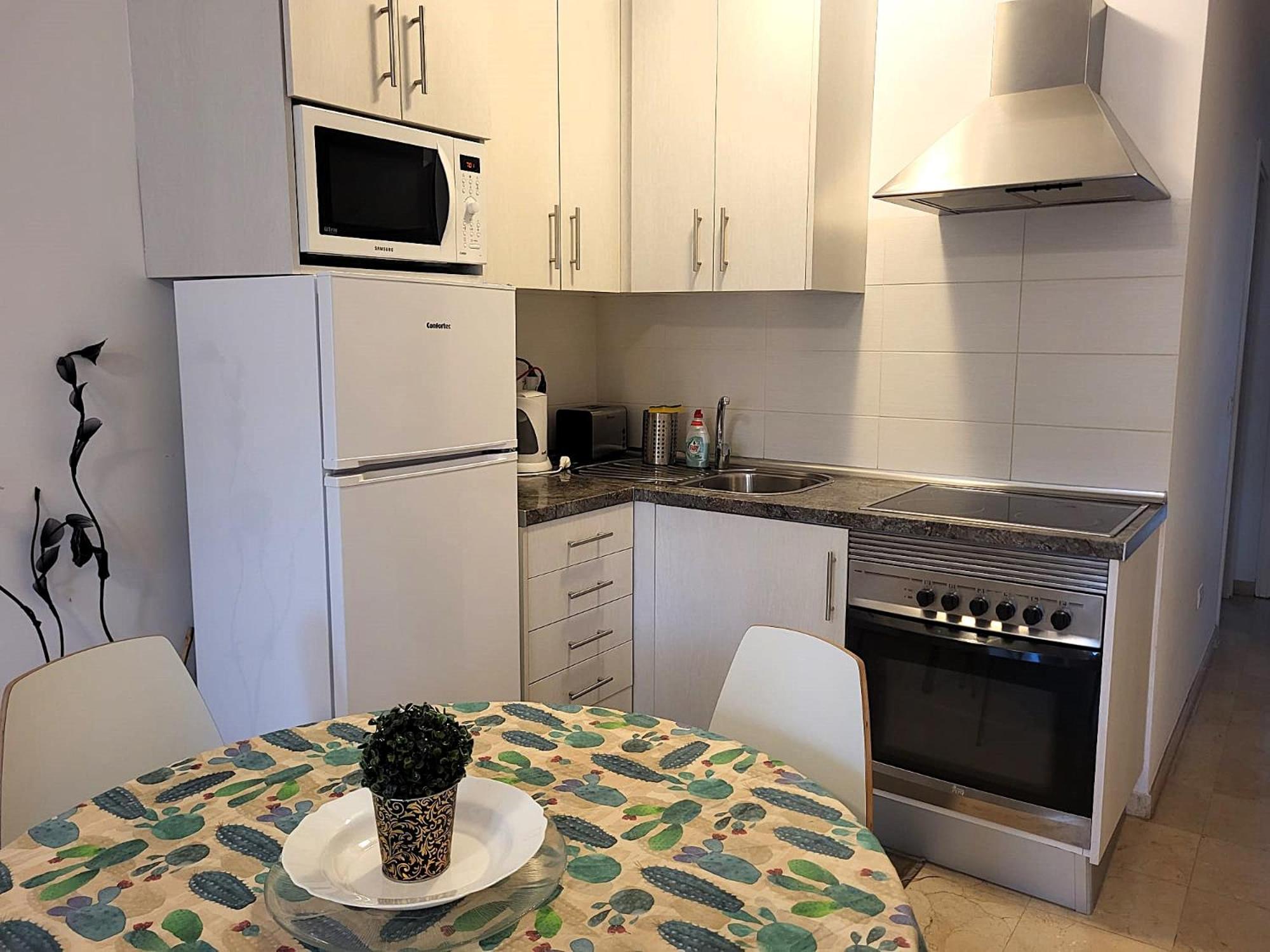 Tenerife South Apartment, 3 Pools, Sea View, Near Los Cristianos view 4