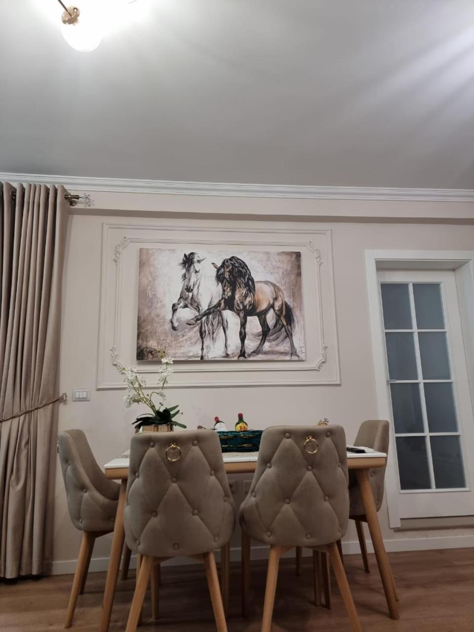 EmeraldApartament