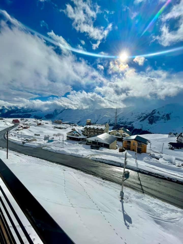 winter house GUDAURI
