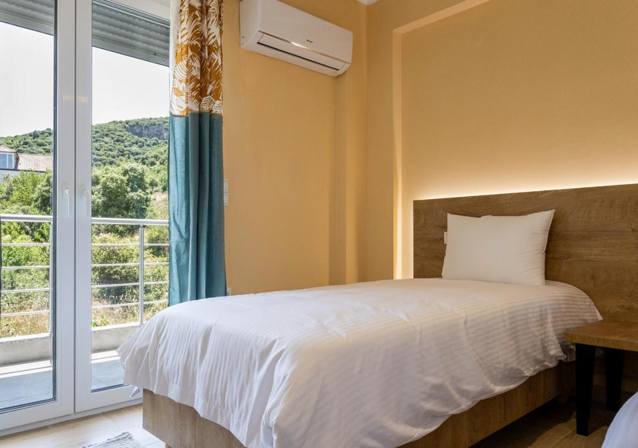 Olympiada Suites