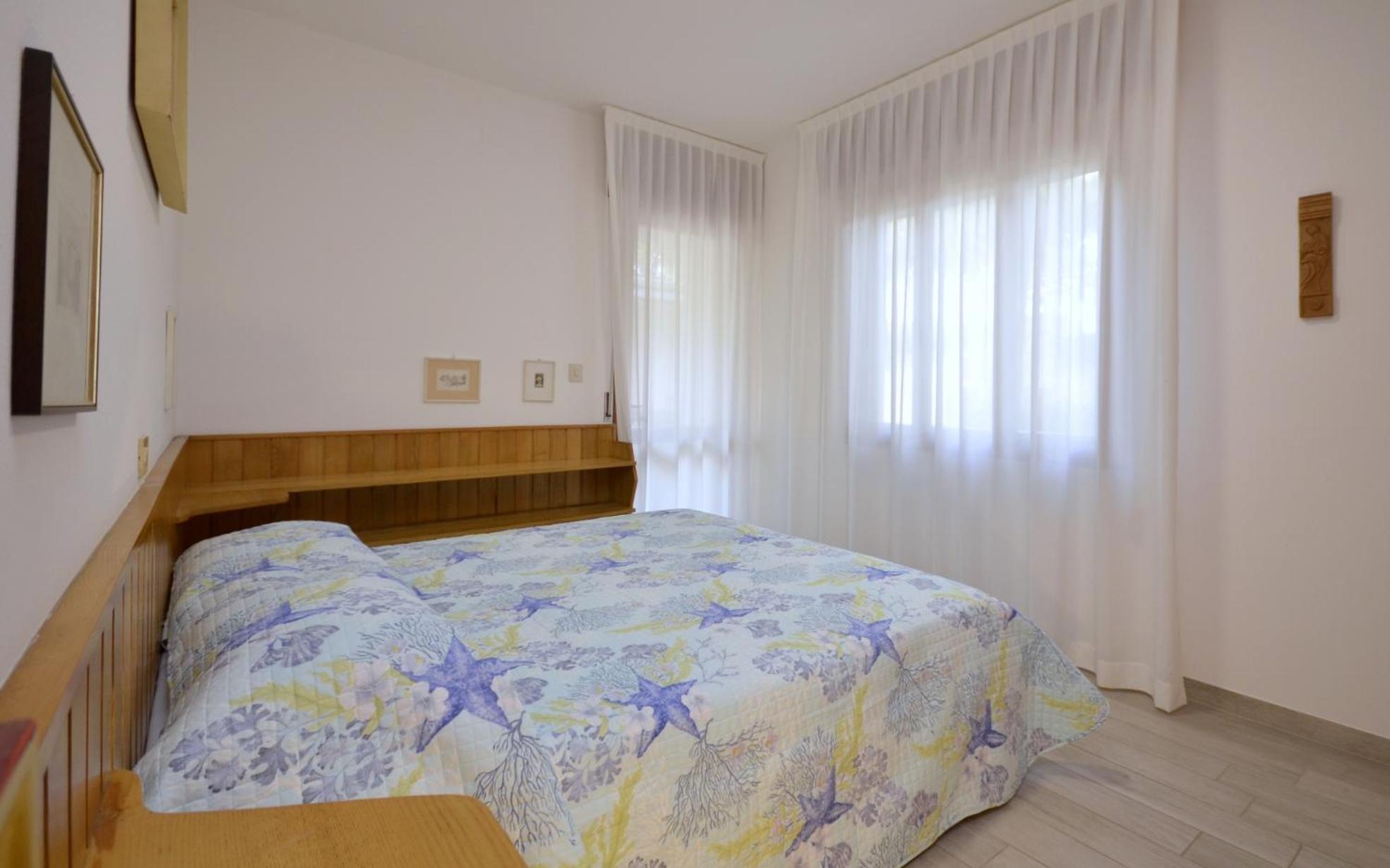 Villa Negri view 3