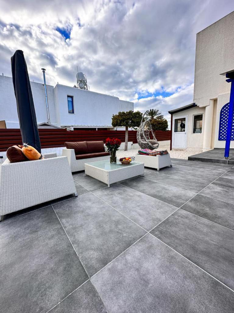 Alex Holiday Home by the sea