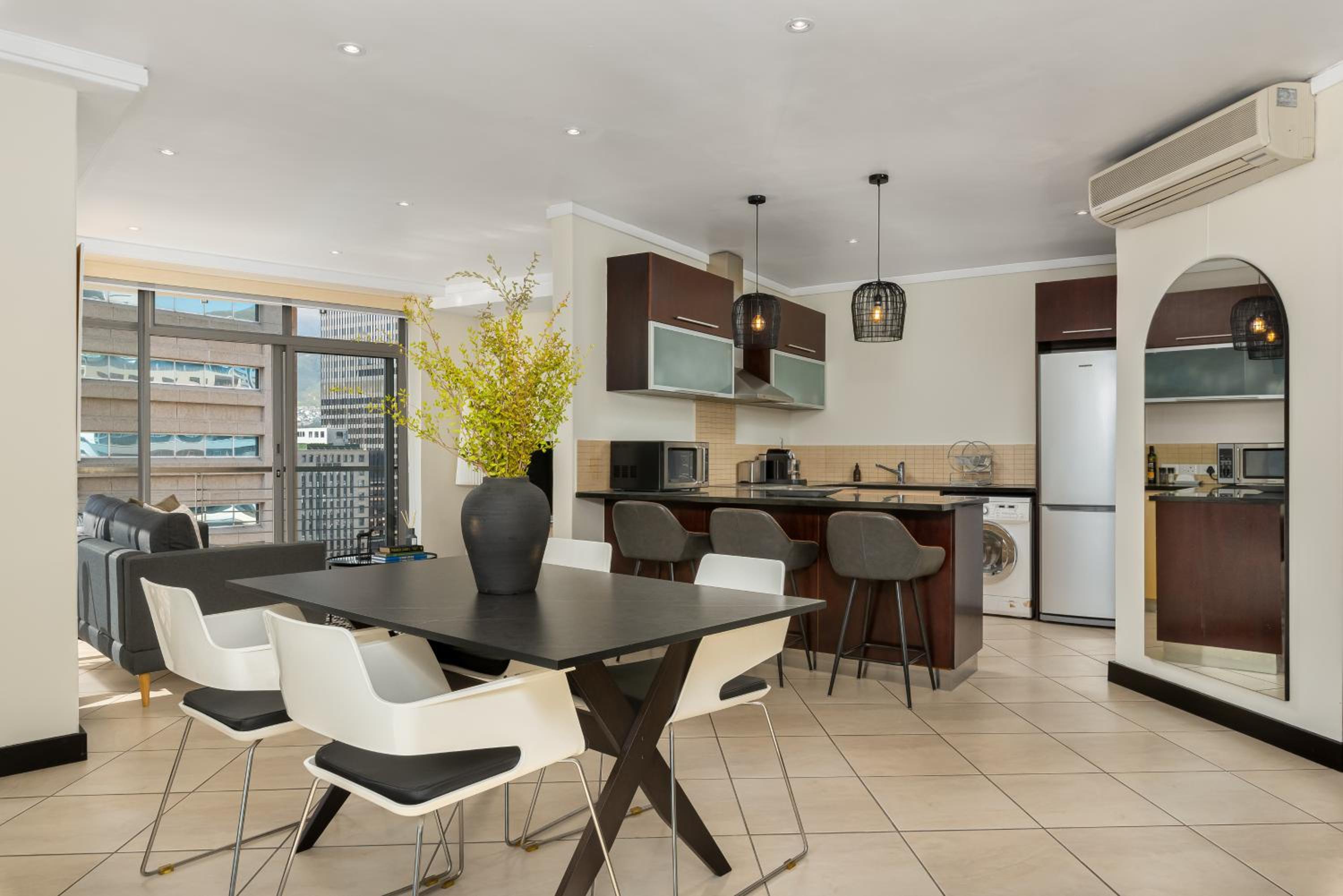 Icon Apartments