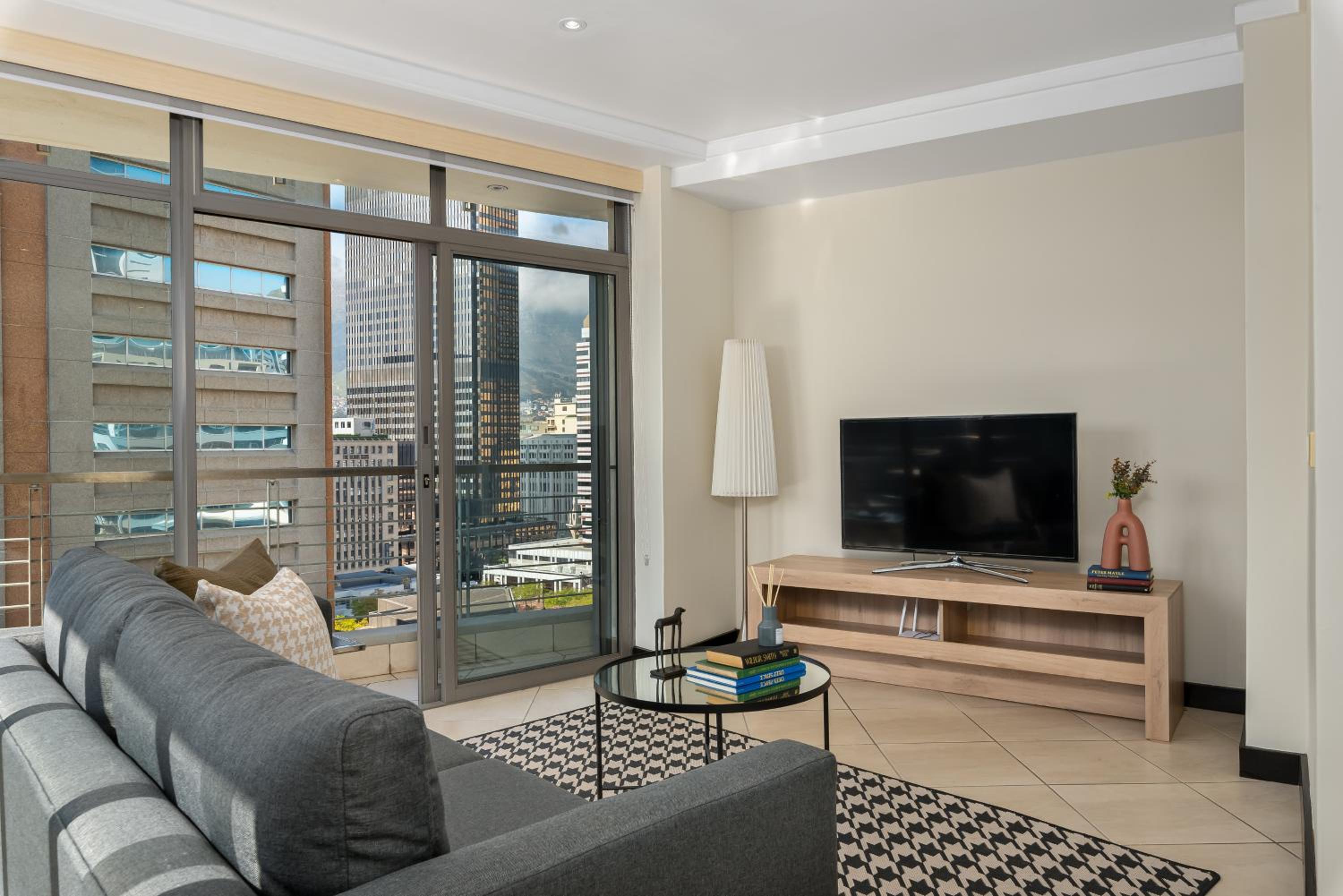 Icon Apartments