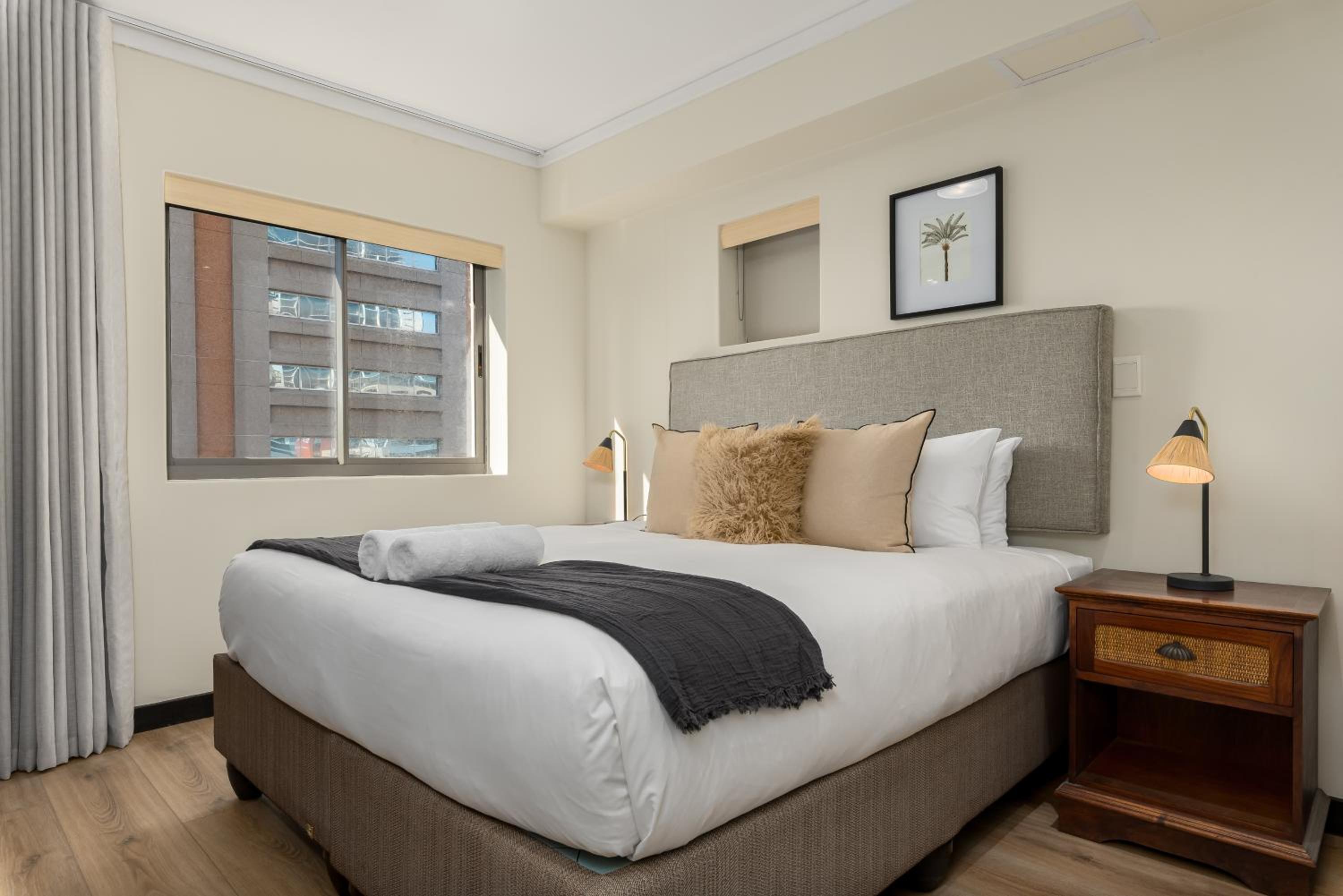 Icon Apartments